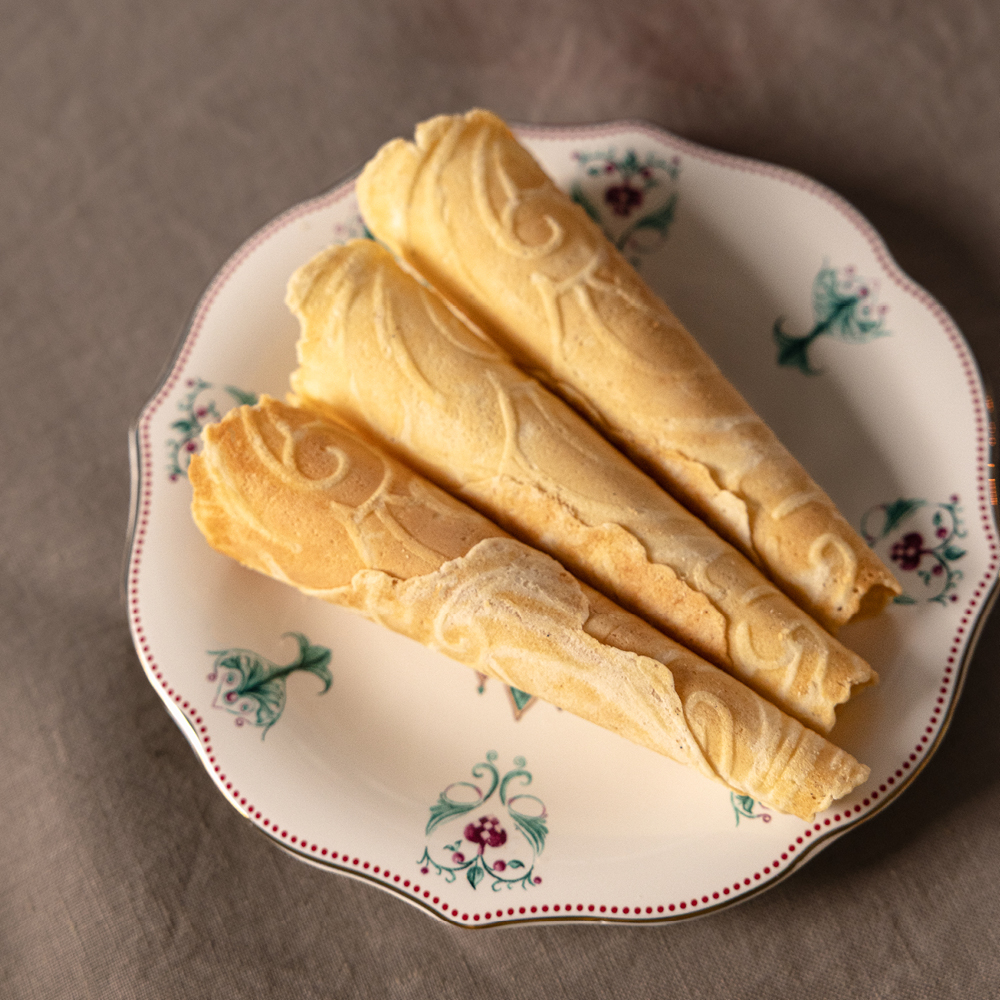 Magnor Lucia Lautanen 17 cm Valkoinen/Punainen/Vihreä