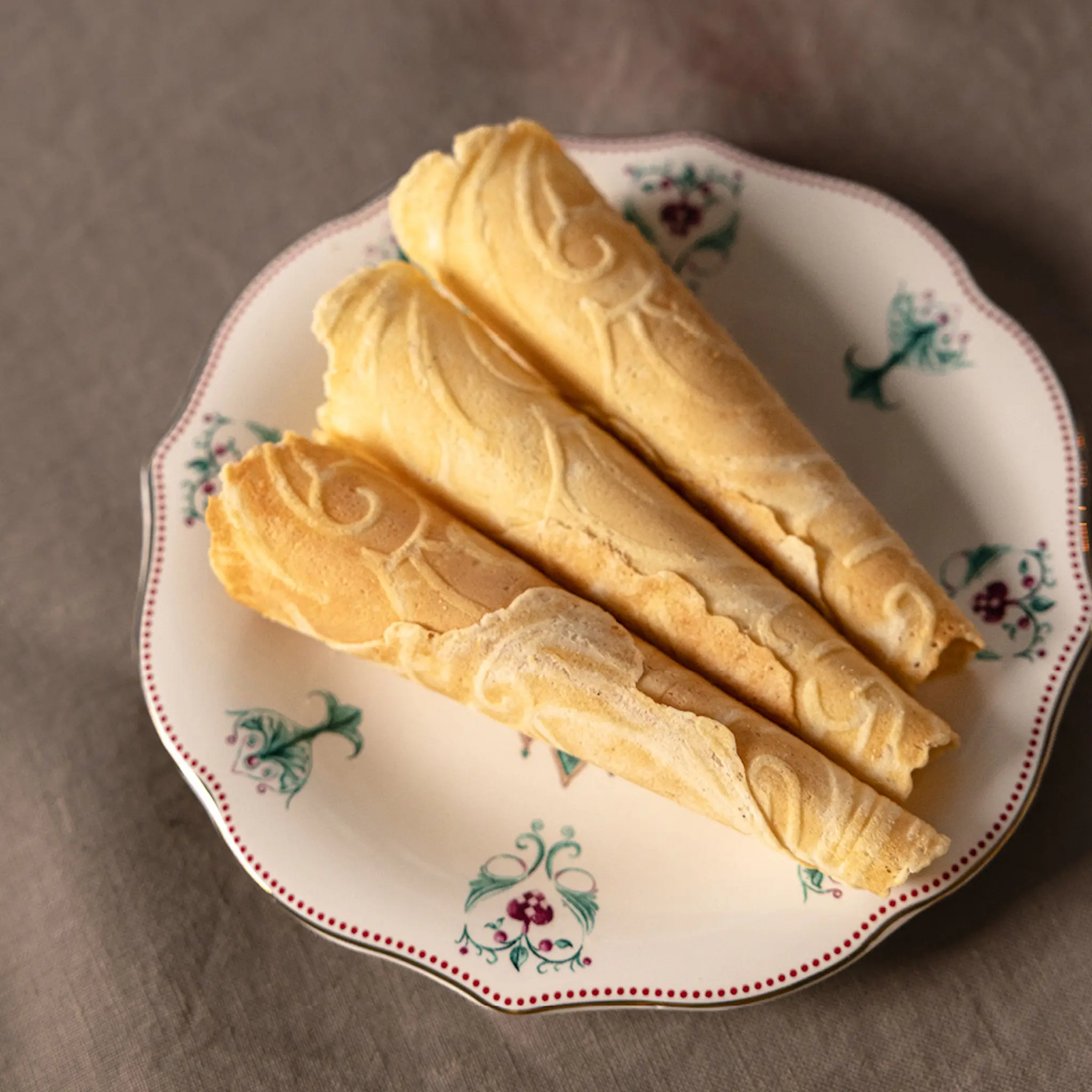 Magnor Lucia Lautanen 17 cm Valkoinen/Punainen/Vihreä