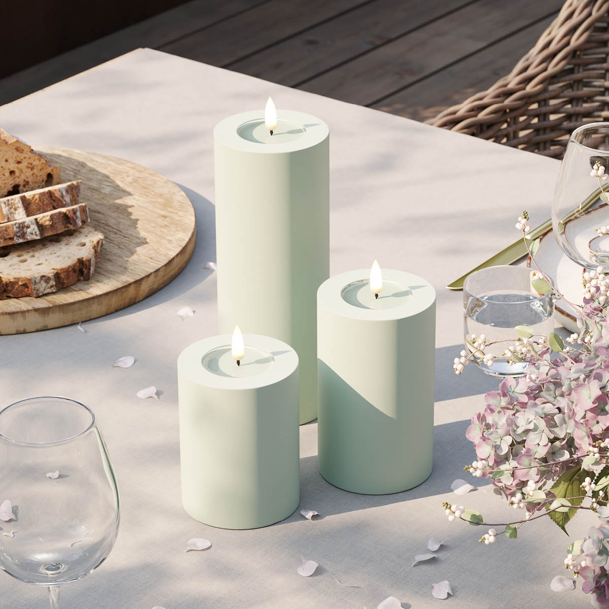 DeluxeHomeart LED utendørs kubbelys 7,5 x 10 cm salvie grønn