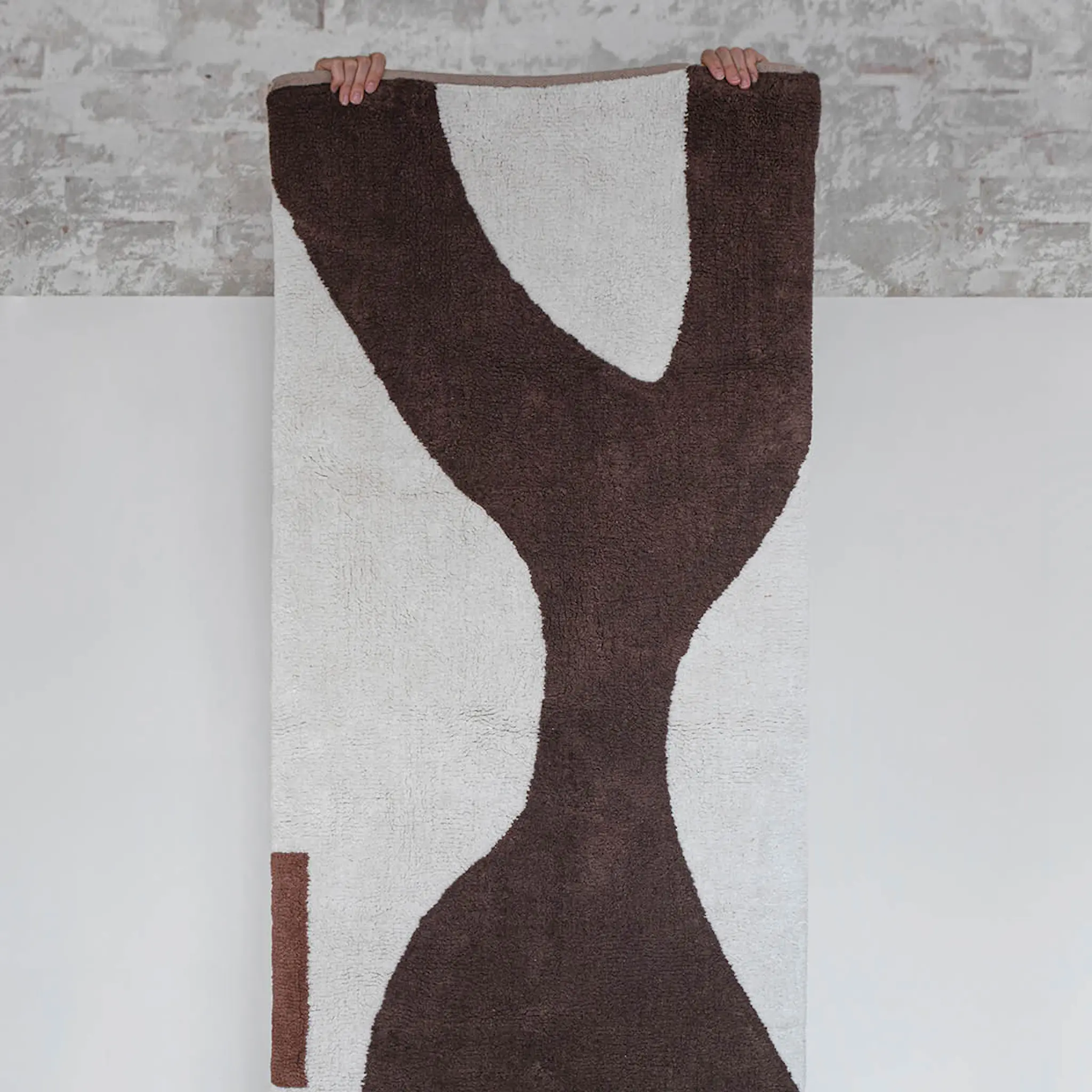 Mette Ditmer Figura golvmatta 150x70 cm brun