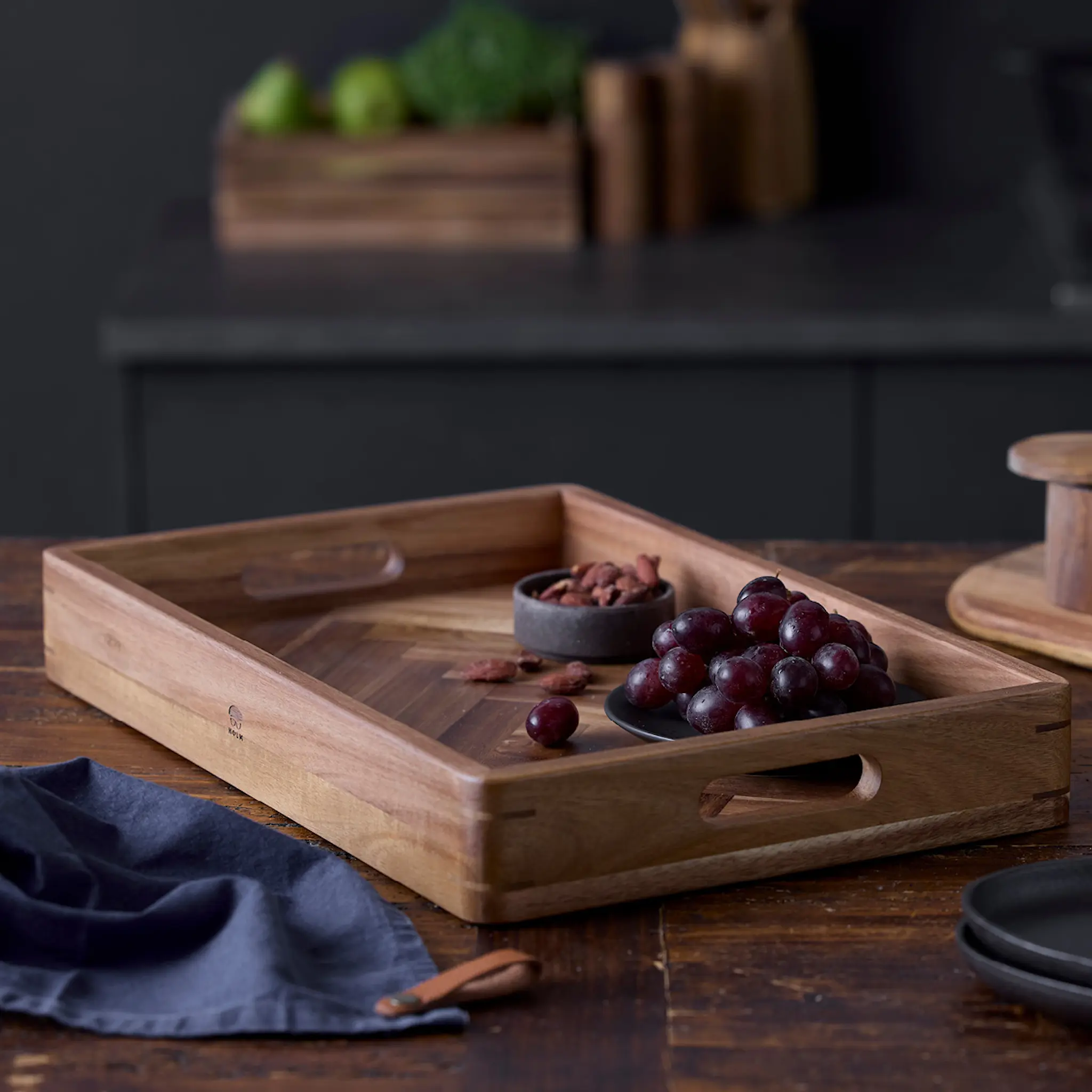 Holm Bricka 45,7x30,5x6,3 cm akaciaträ