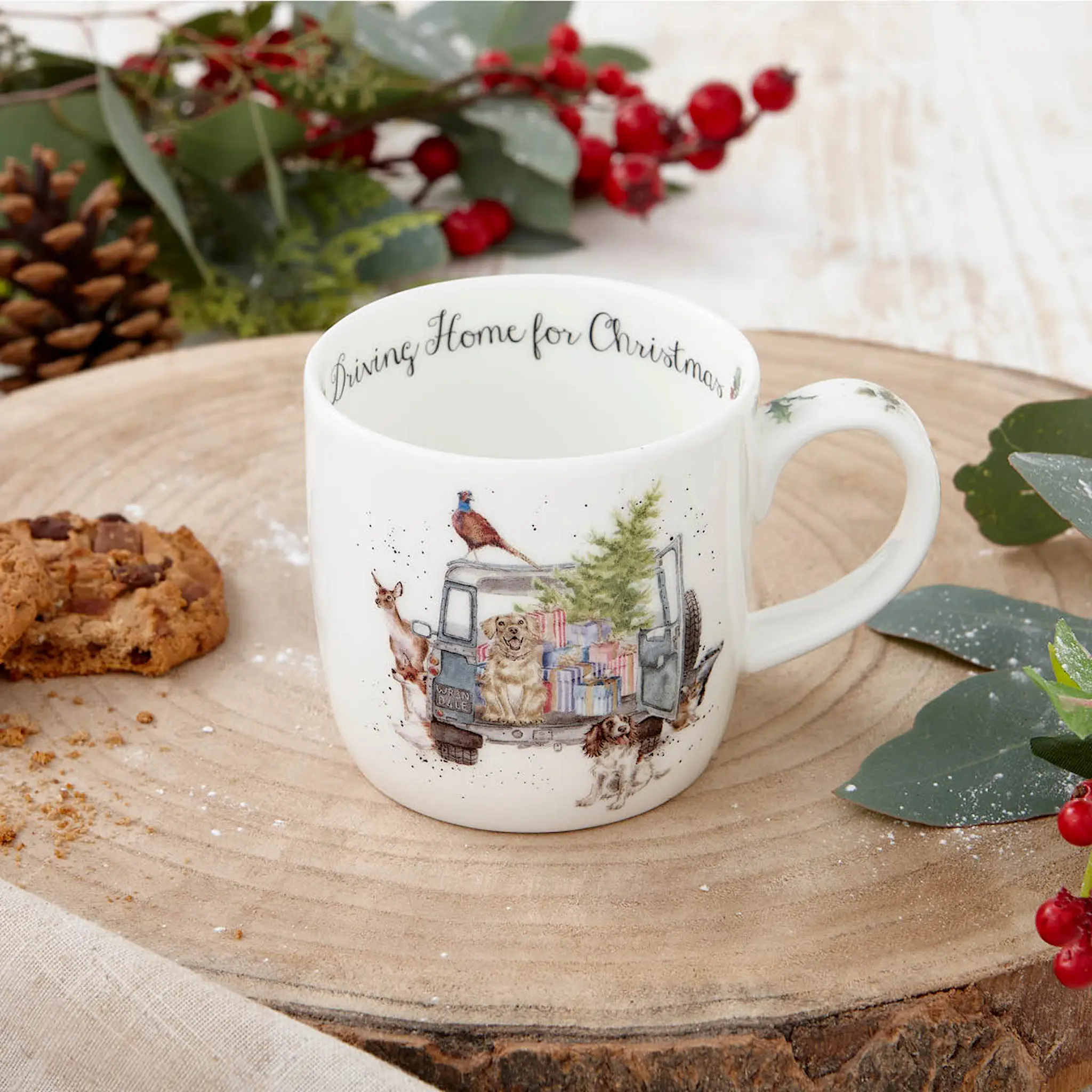 Wrendale Design Driving Home for Christmas mugg 31 cl hundmotiv