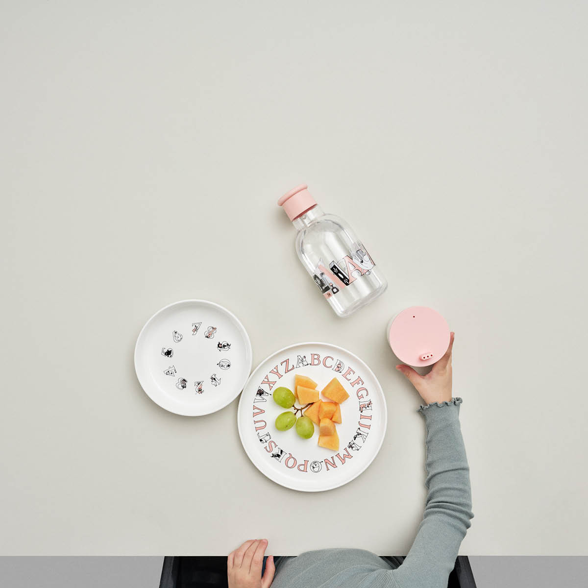 RIG-TIG Moomin ABC dyp tallerken 15 cm salmon