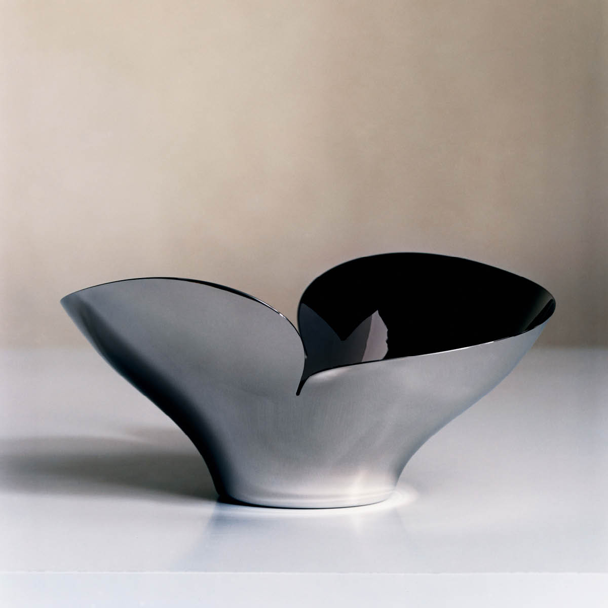 Georg Jensen Bloom skål 11x26 cm stål