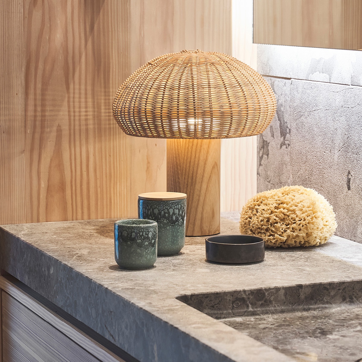 Villa Collection Iris Tuoksukynttilä 8x9,5 cm Vihreä