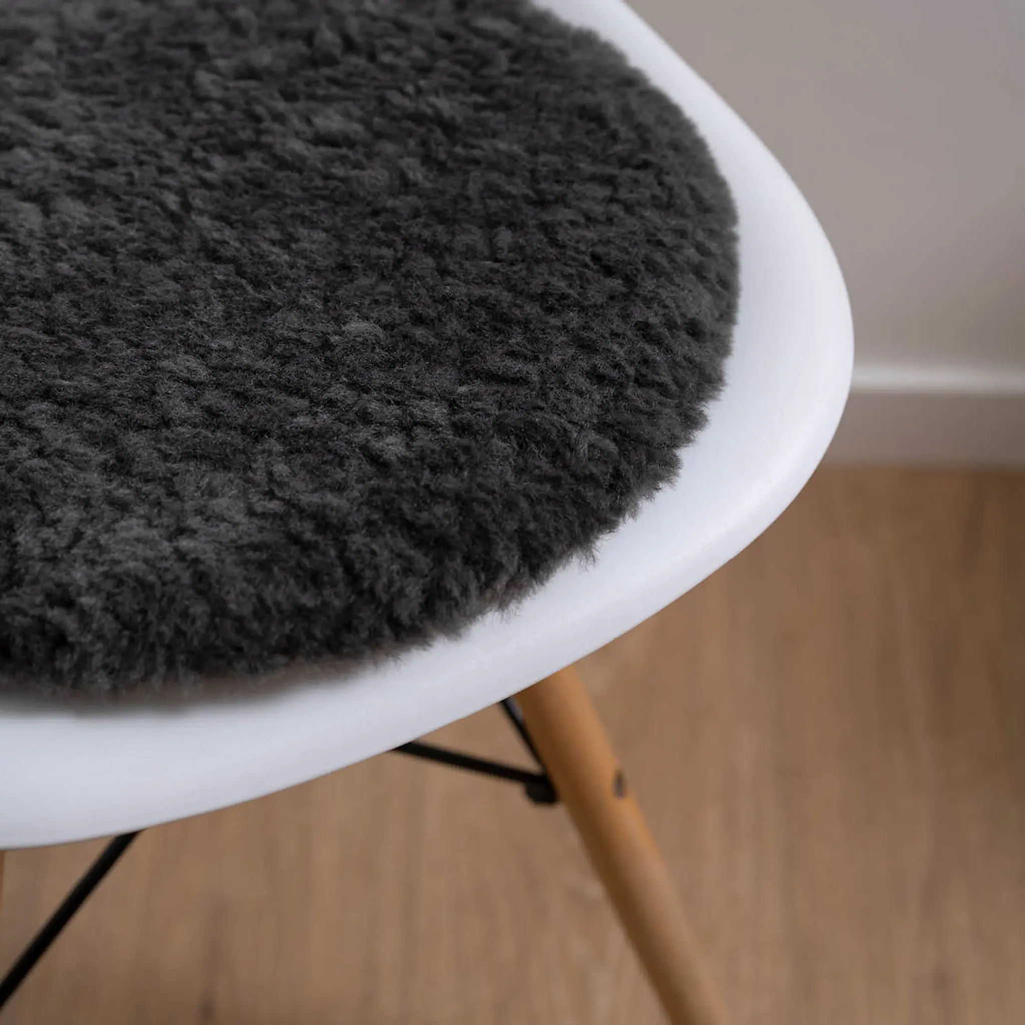 Fanni K Wooly setepute 38 cm granitt