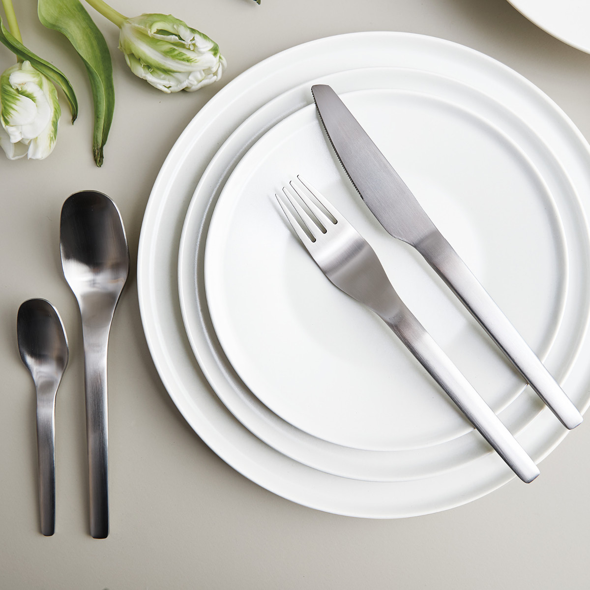 Aida ENSO bestickset 16 delar satin finish