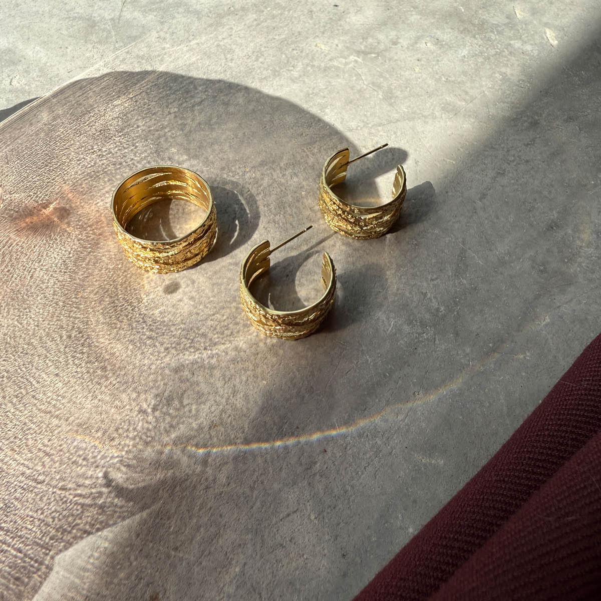 A&C Oslo AS Steel - Satin örhängen breda guld