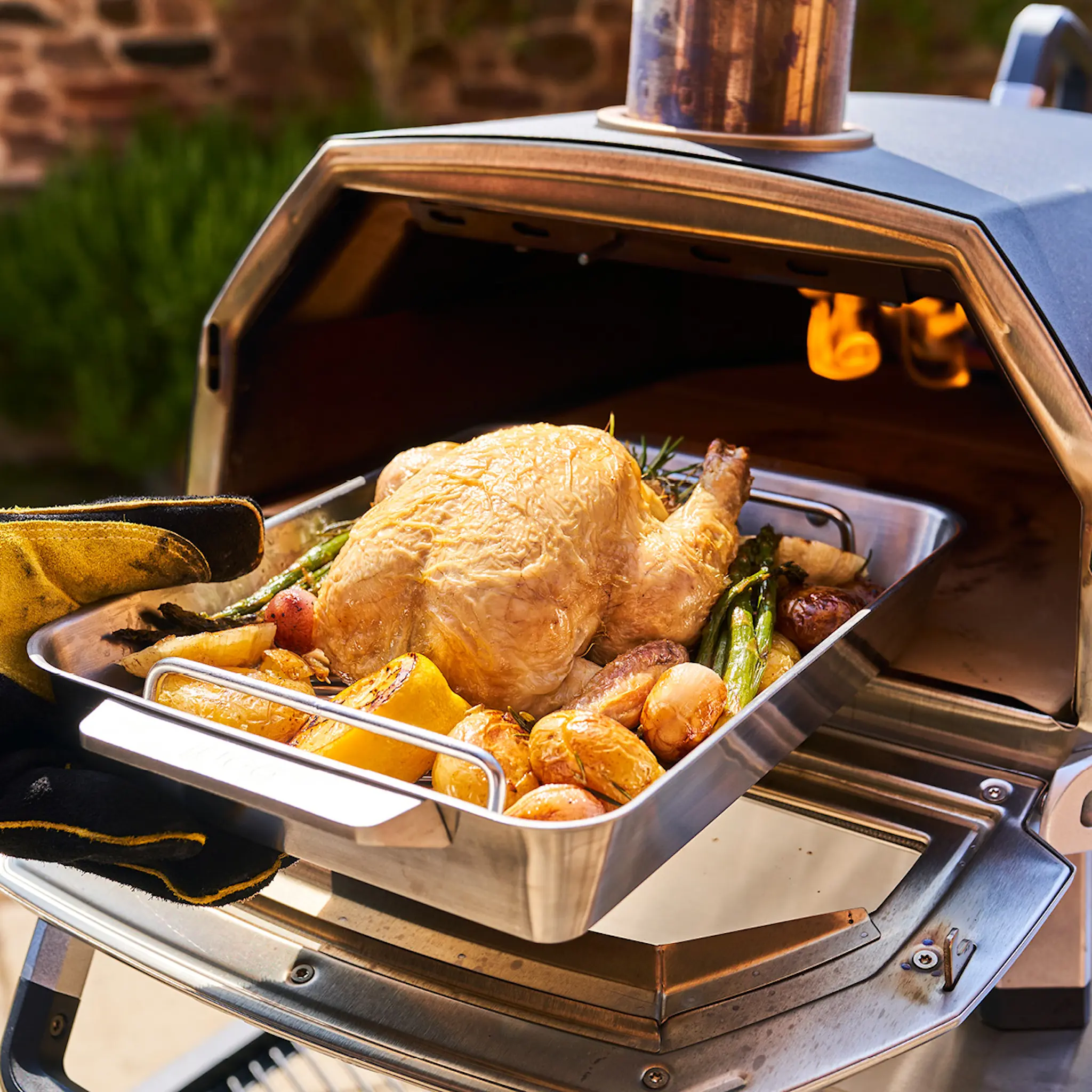 Ooni Ildfast form medium 38x25 cm med skjærefjøl stål/eik