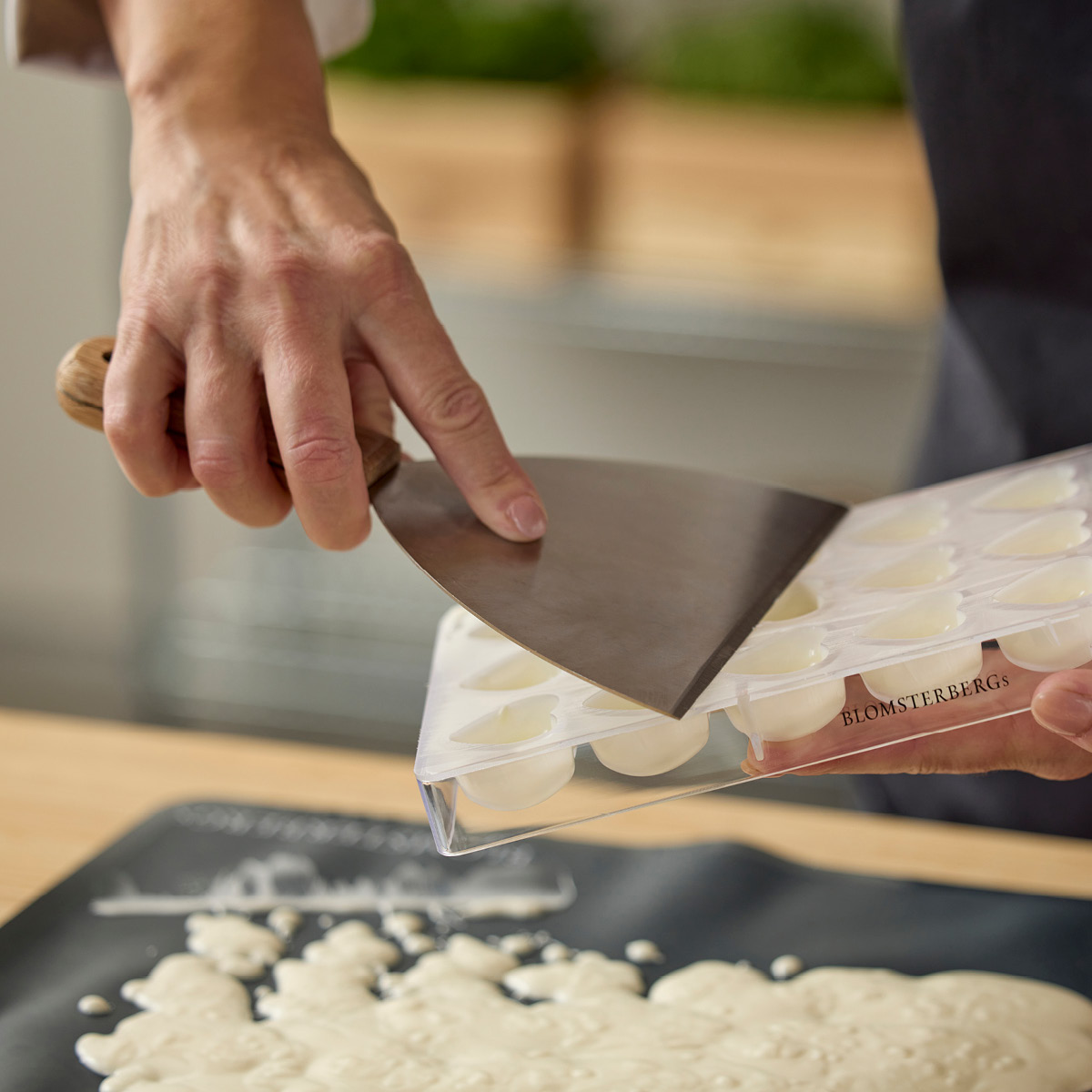 Blomsterberg Chokladspatel 22 cm ek/rostfritt stål