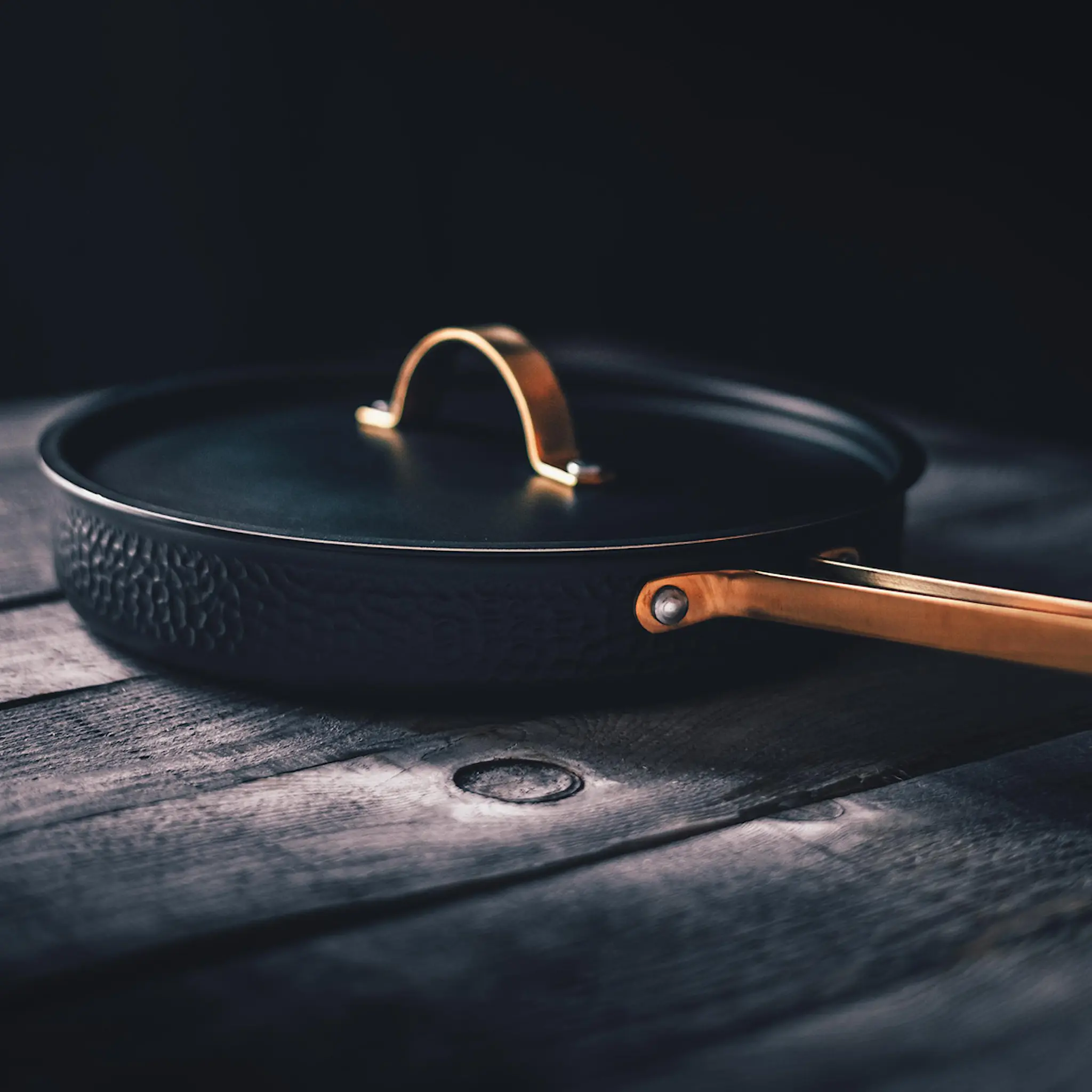 Vargen & Thor Modell X Paistokasari kannella 28 cm