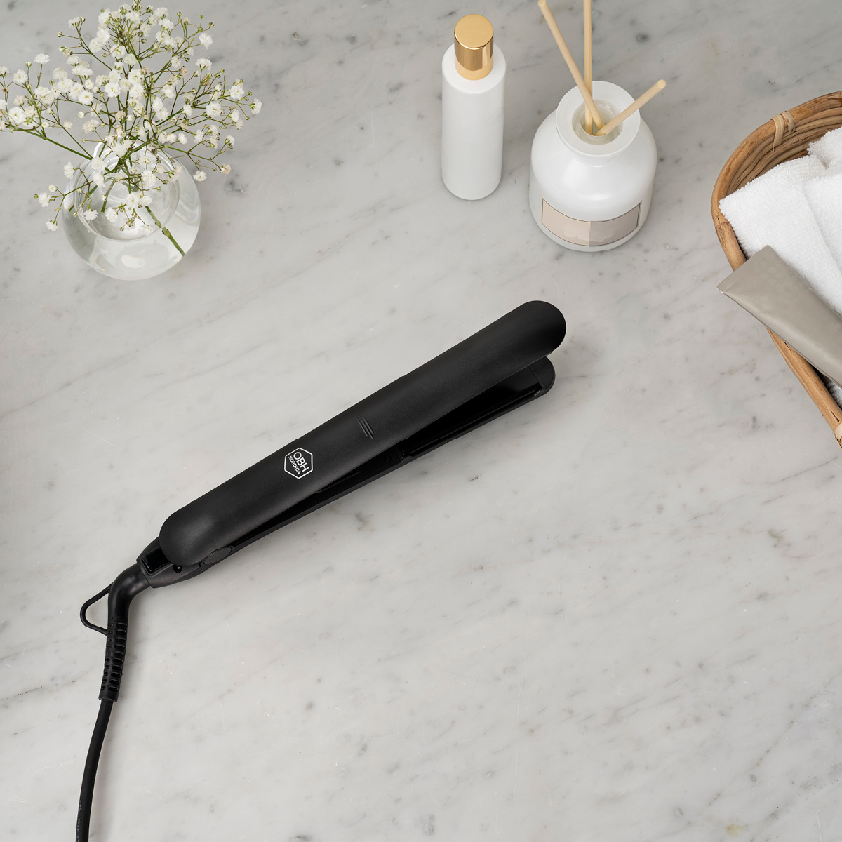 OBH Nordica Easy Style Straightener Suoristusrauta NF1613N0 Musta