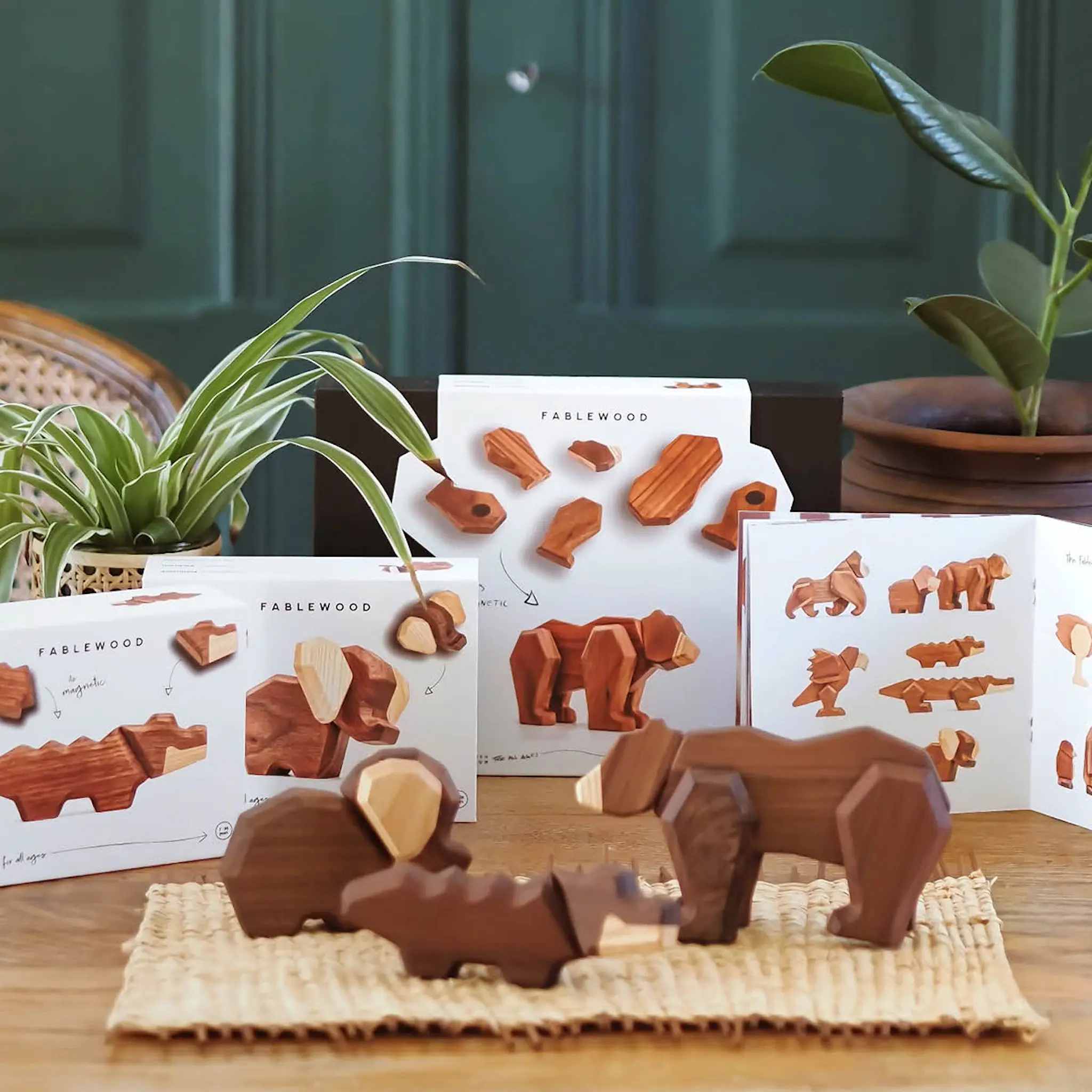 FableWood Puufiguuri Krokodiili 6 cm Pähkinä/Saarni