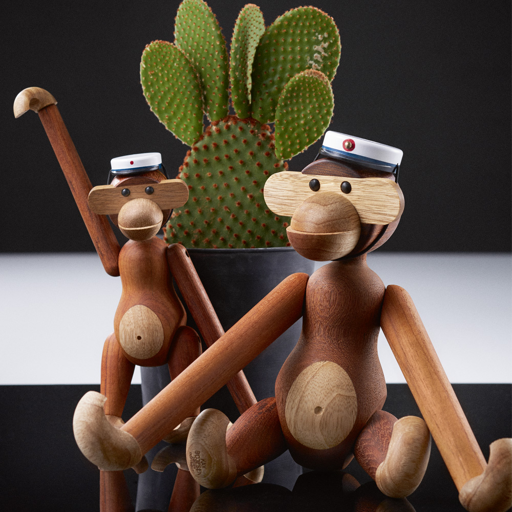 Kay Bojesen Denmark Kay Bojesen Studentmössa till Apa 28 cm Blå