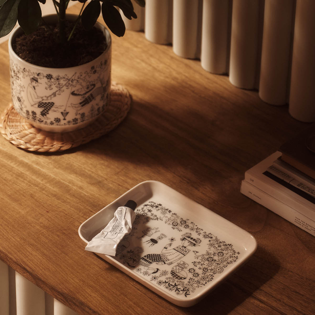 Arabia Emilia tallerken 15x19 cm hvit