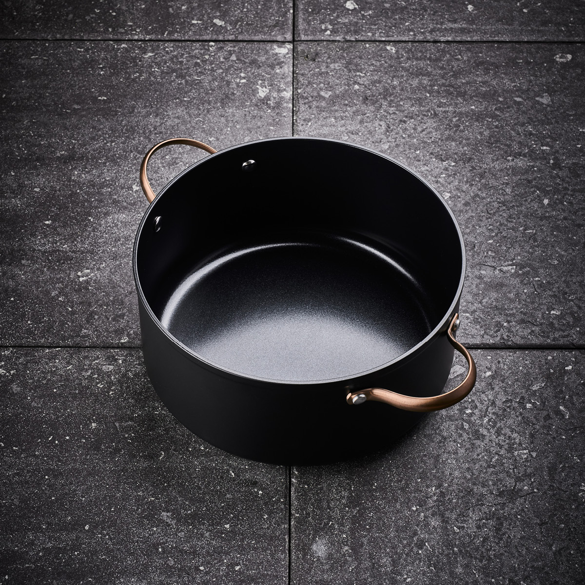 Modern House Black Copper gryte 6L svart/kobber