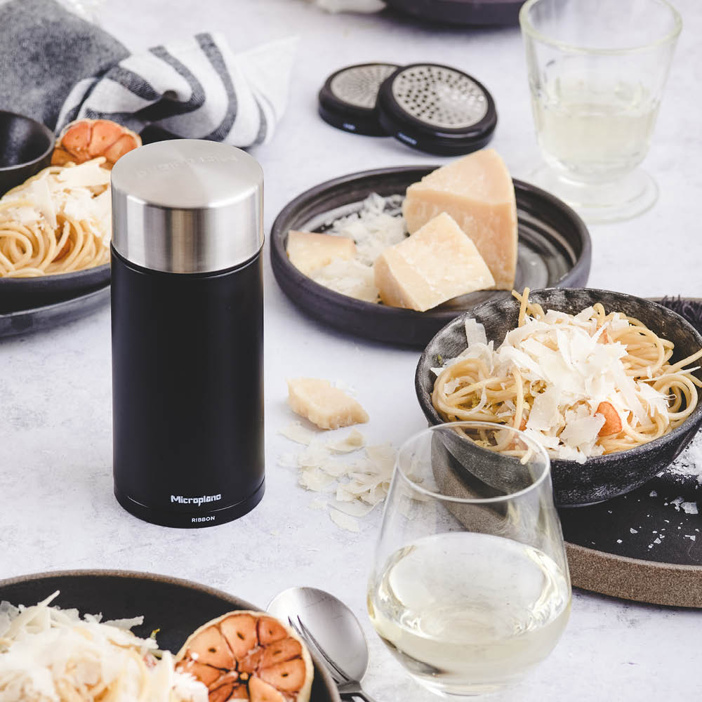 Microplane Yleisraastin 3 terällä musta