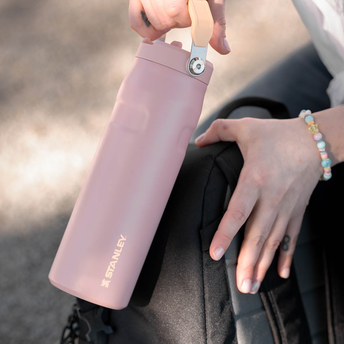 Stanley IceFlow Flip Straw 2.0 termoflaske 0,7L peach rose