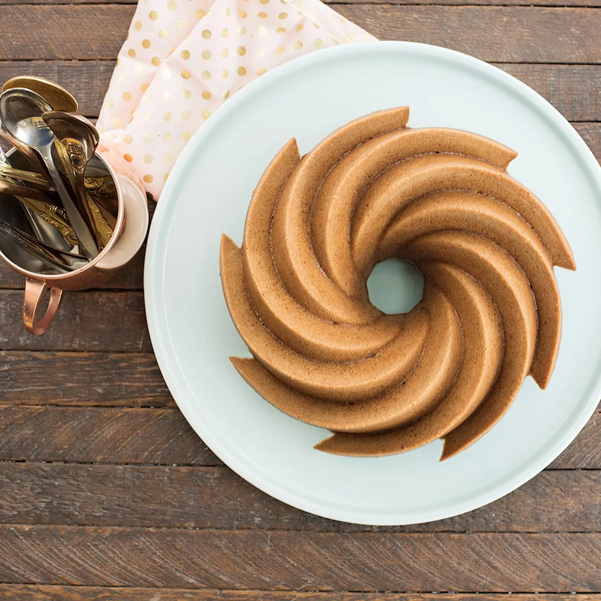 Nordic Ware Kakkuvuoka Heritage Bundtlette 95 cl Kulta