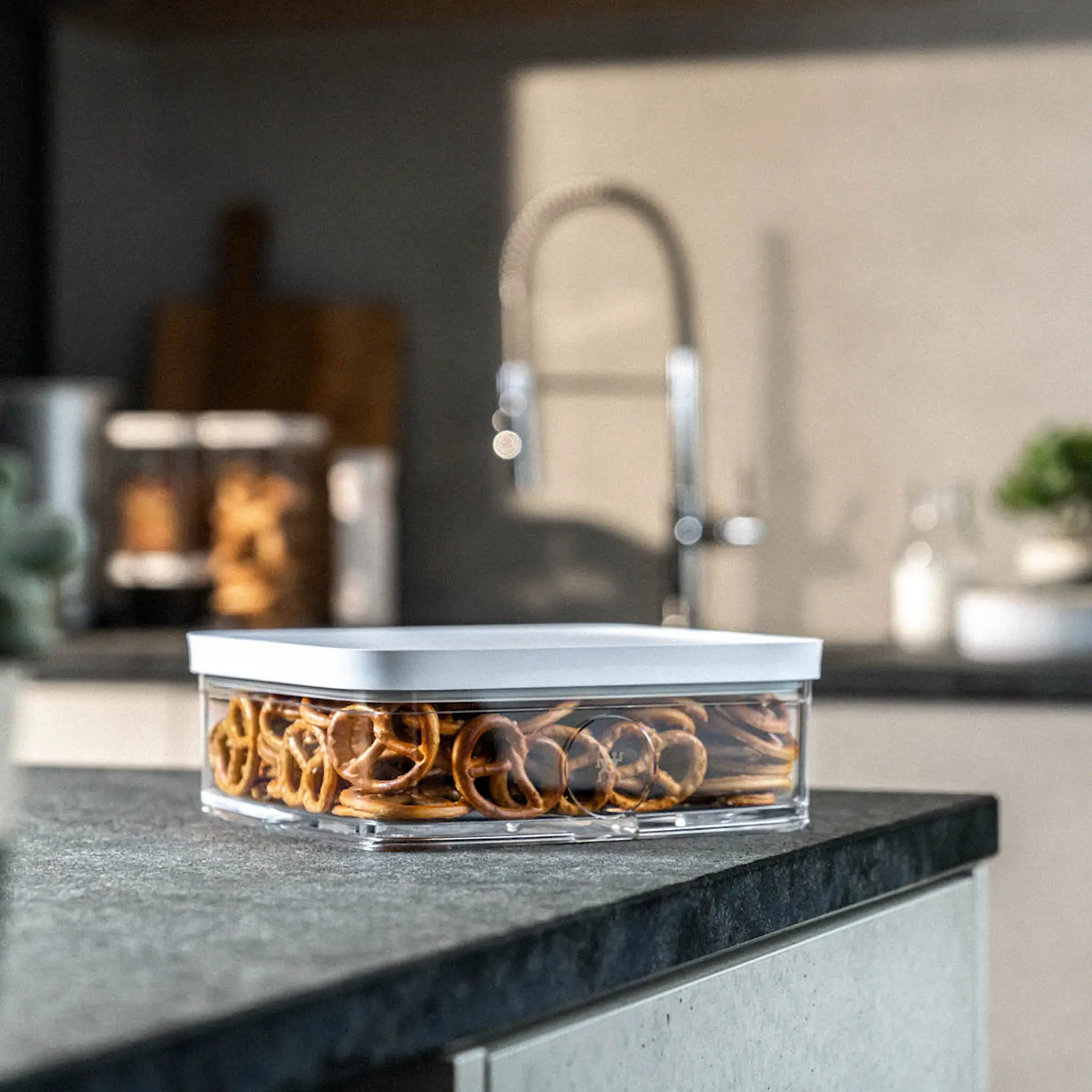 Zwilling Fresh & Save Cube Säilytyspurkki vakuumikannella 1,6 L