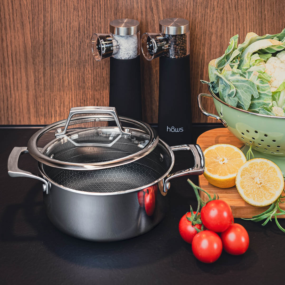 Haws Santo gryte m/lokk 2,2L belegg stål/svart