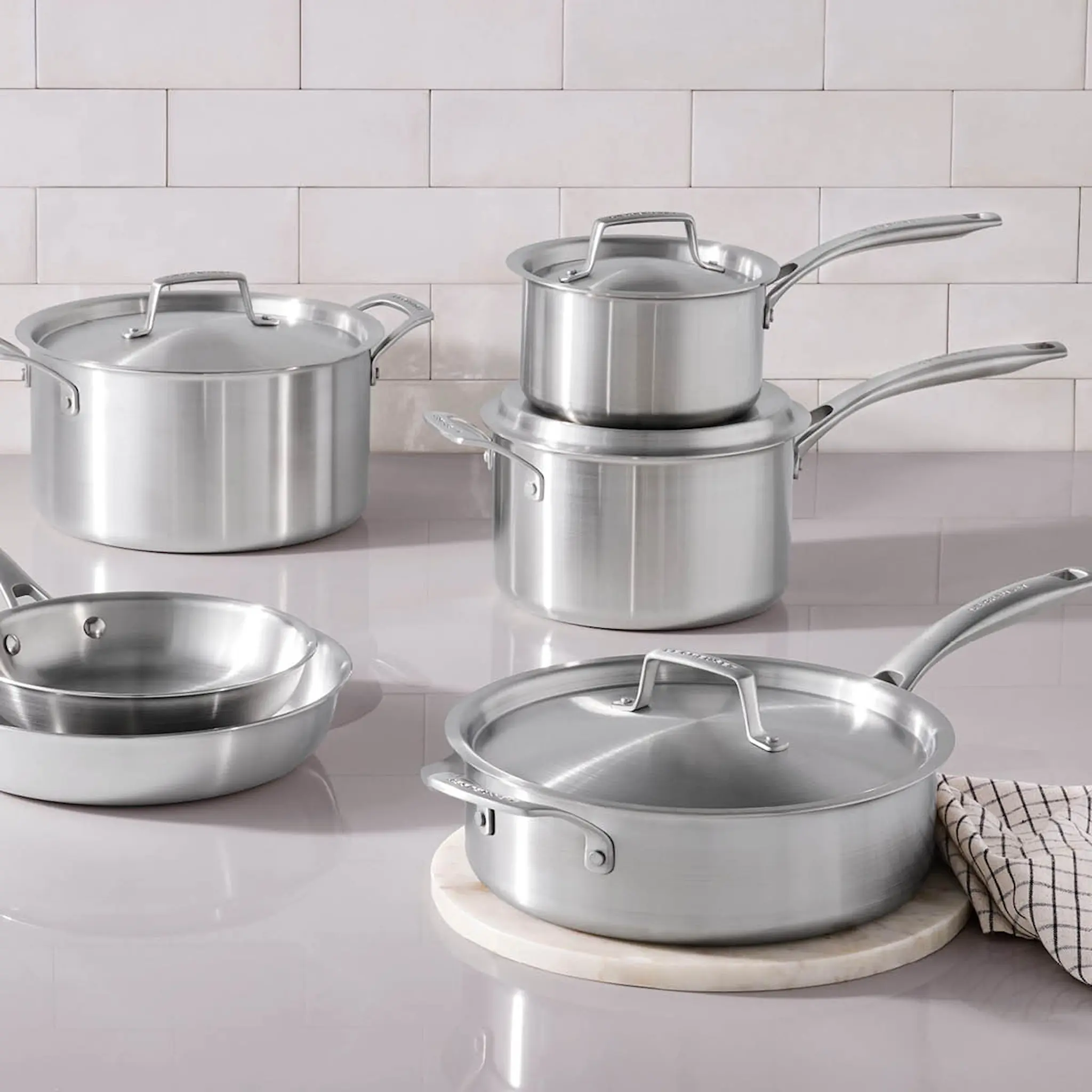 Le Creuset Essential 3-ply Stainless Steel kastrullset 5 delar