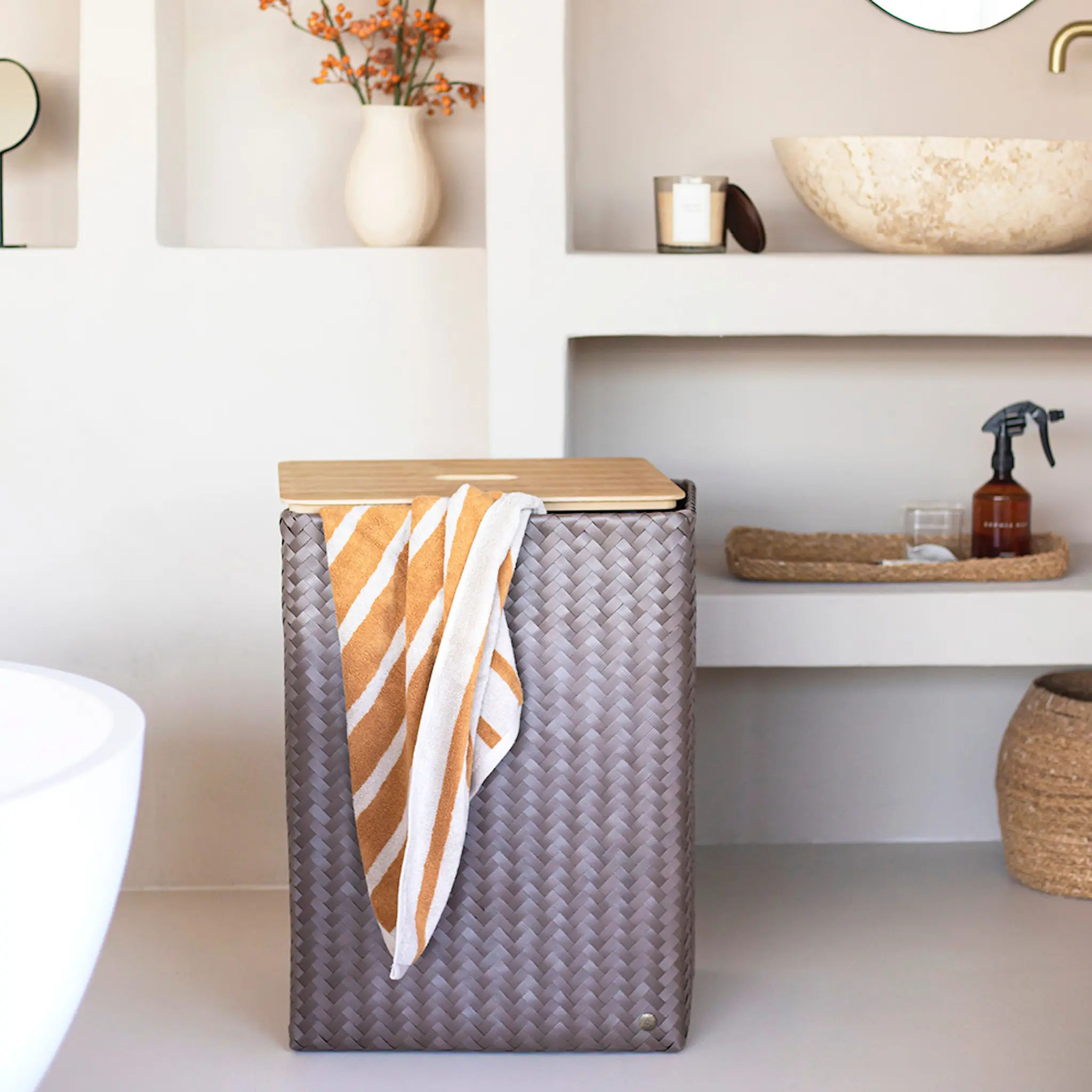 Handed By Grand superb skittentøyskurv m/lokk 44x31x60 cm taupe