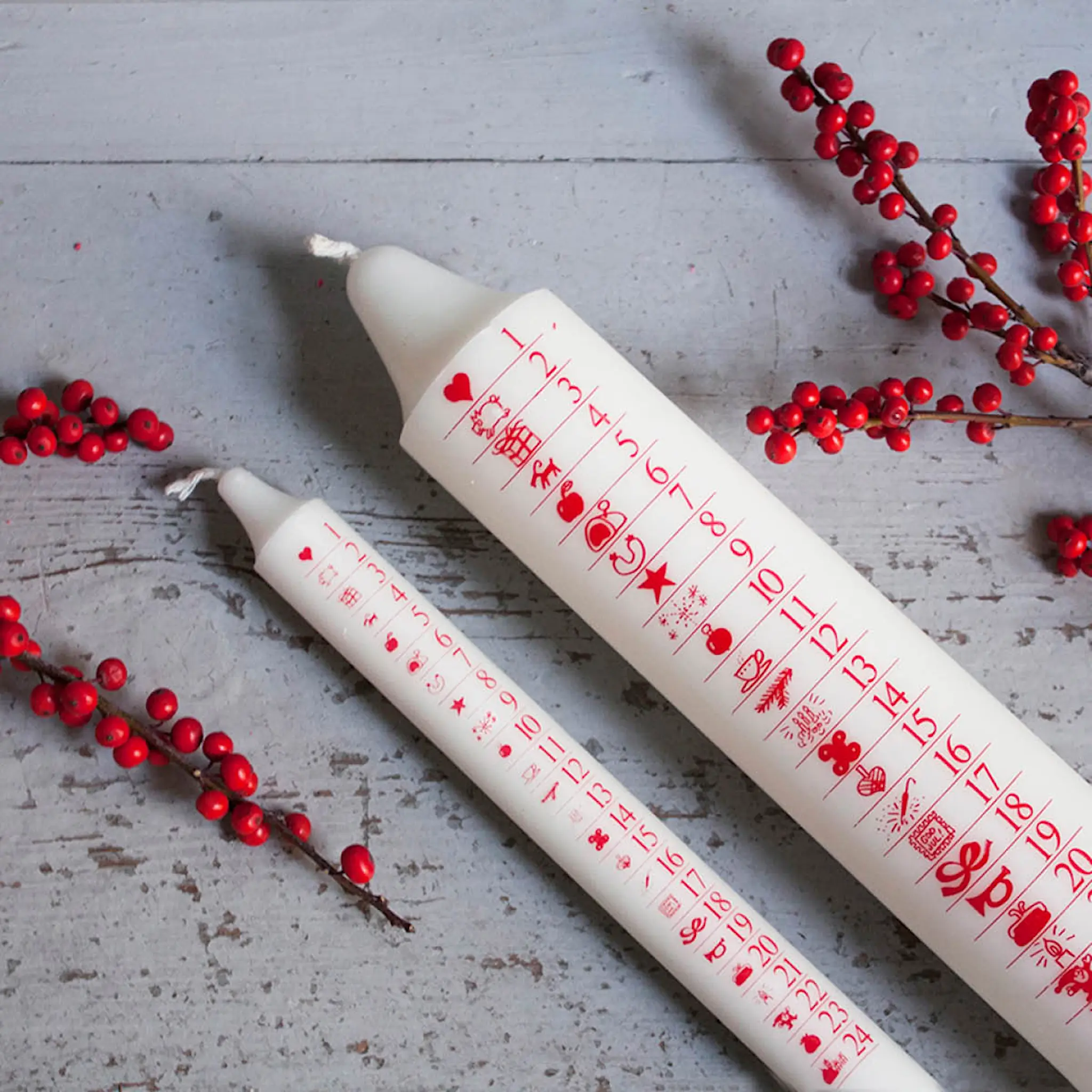 Liljeholmens Kalenderlys krone 1 stk 24 cm hvit