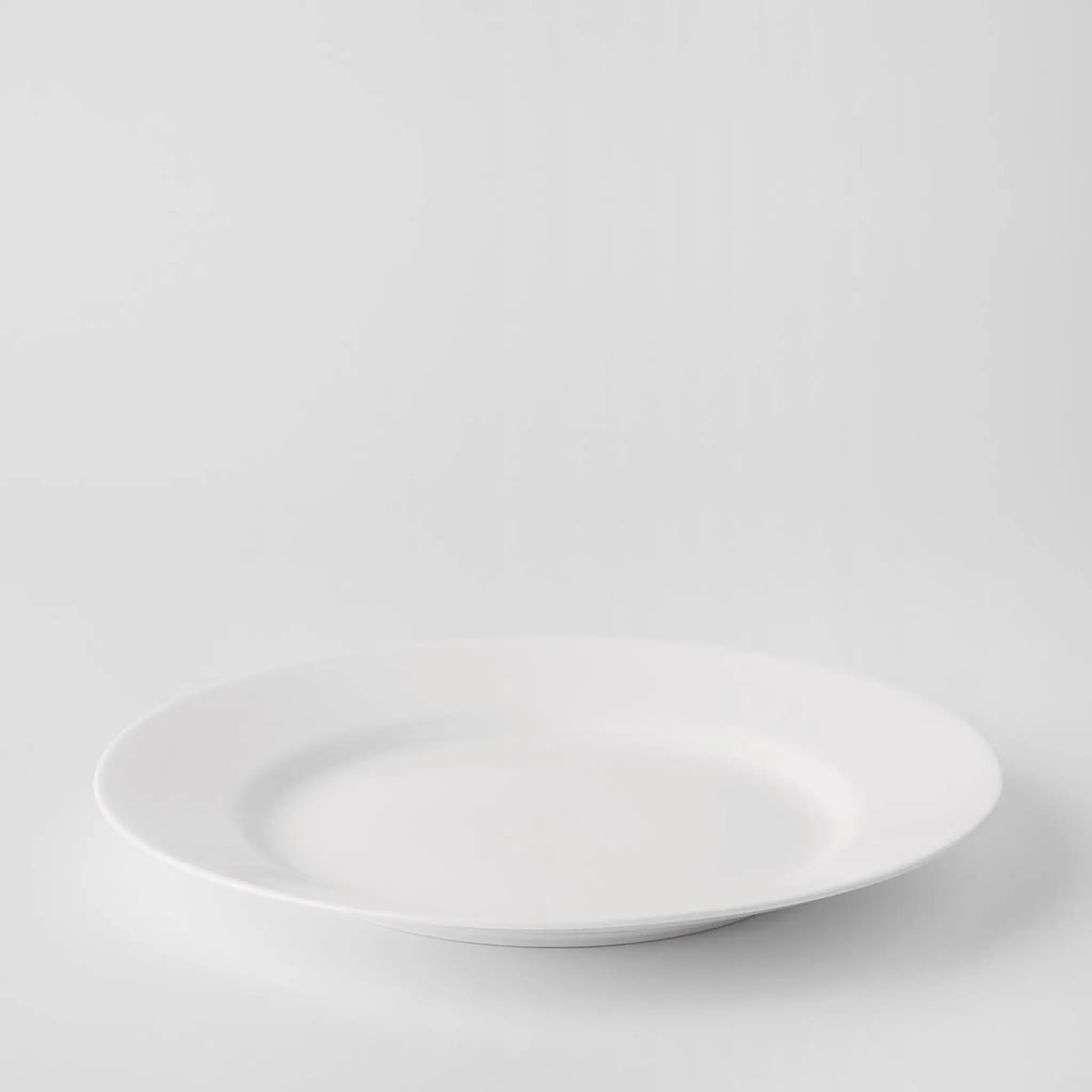 Gustafsberg Bas tallrik med bräm 28 cm vit