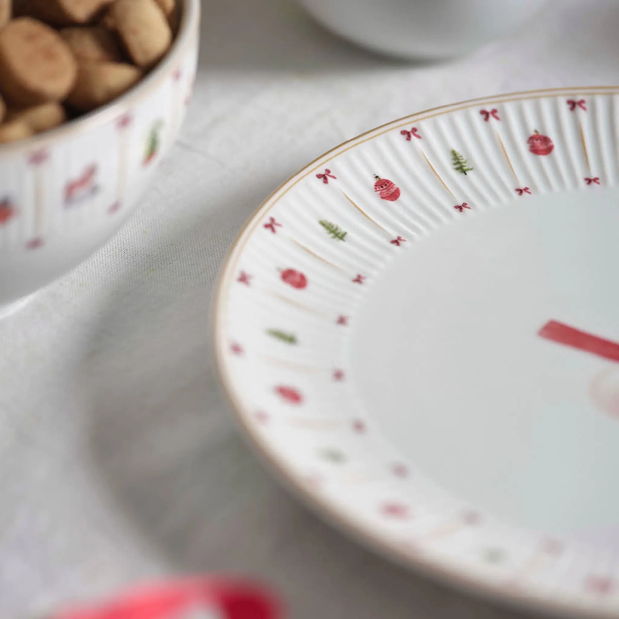 Aida Occasions Cozy Christmas jälkiruokalautanen 21 cm valkoinen
