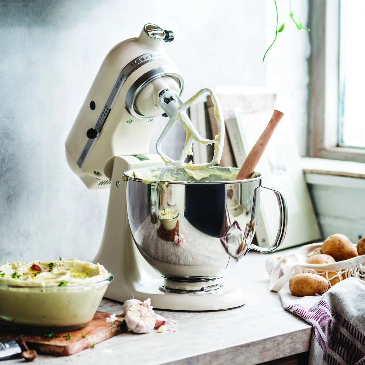 KitchenAid Artisan kjøkkenmaskin 5KSM125EFL 4,8L fresh linen