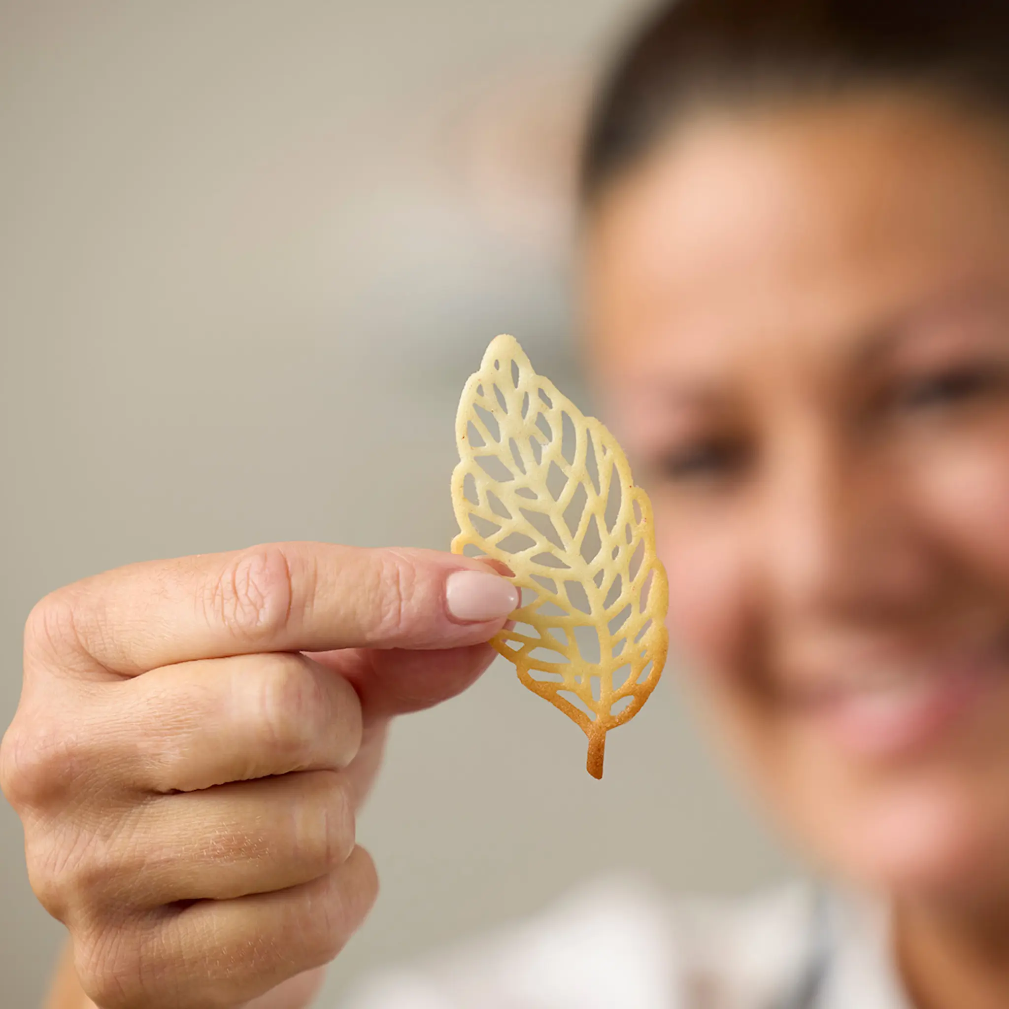Blomsterberg Bakform Tuile form blad för 4-pack latte