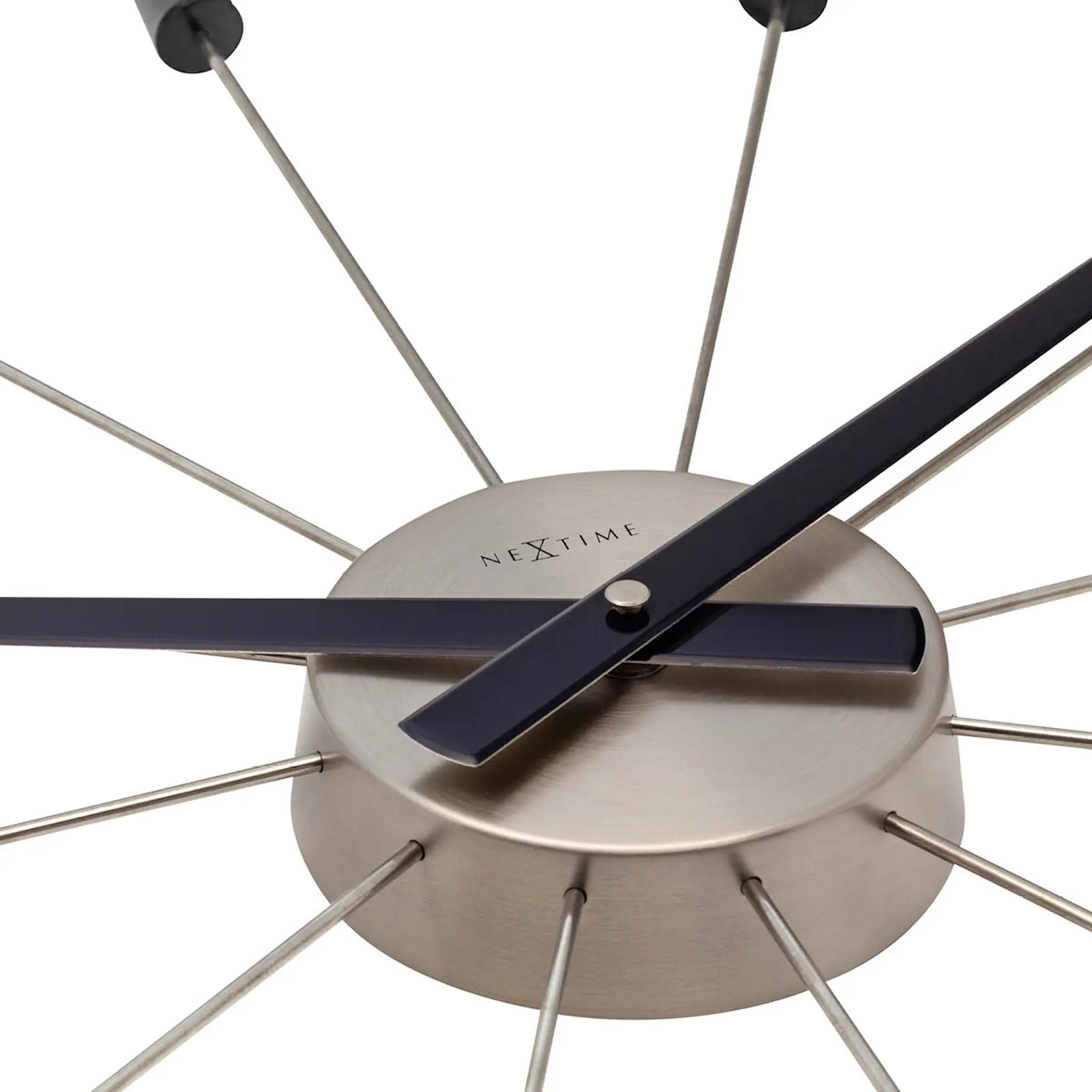 NeXtime Plug Inn väggklocka 58 cm svart