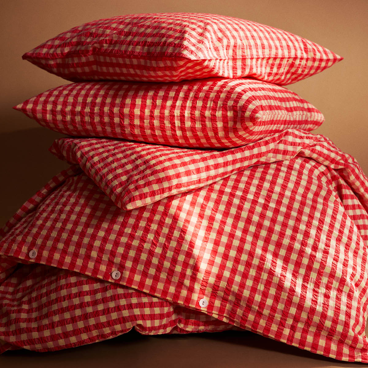 Juna Bæk&bølge sengetøy 220x220 cm rød/gul