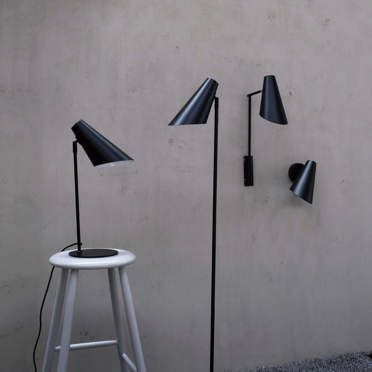 Dyberg Larsen Cale Seinävalaisin tupla 46 cm Musta