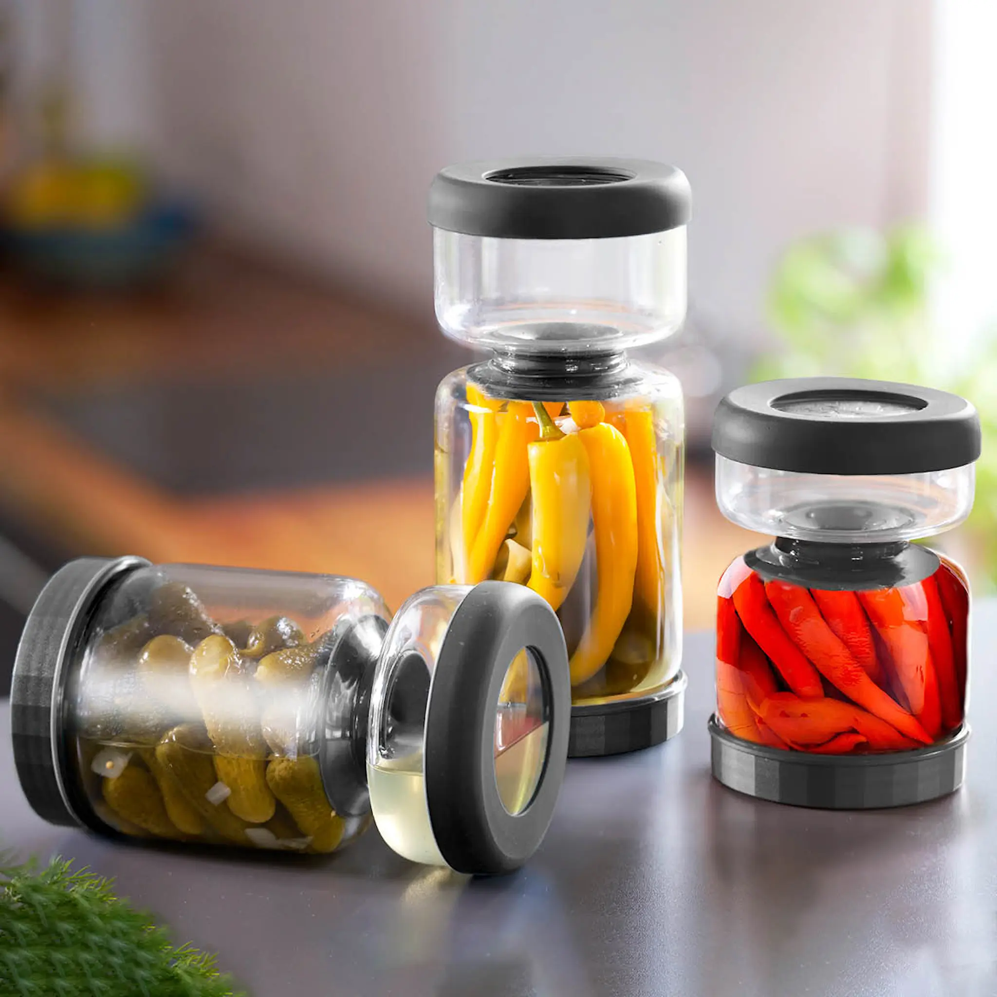 Westmark Käännettävä valutuspurkki 900 ml