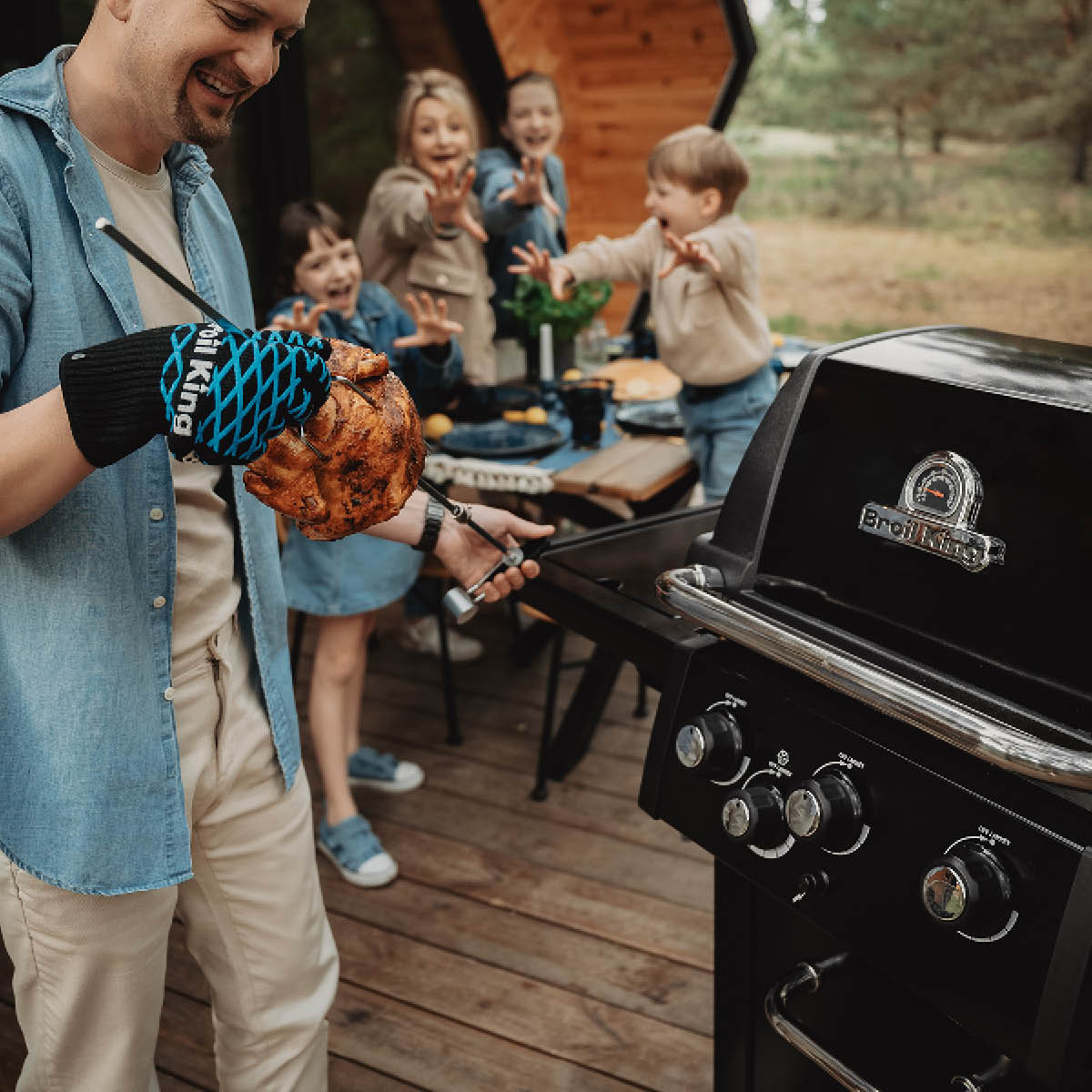 Broil King Gasolgrill Royal 340 Shadow med sidobrännare