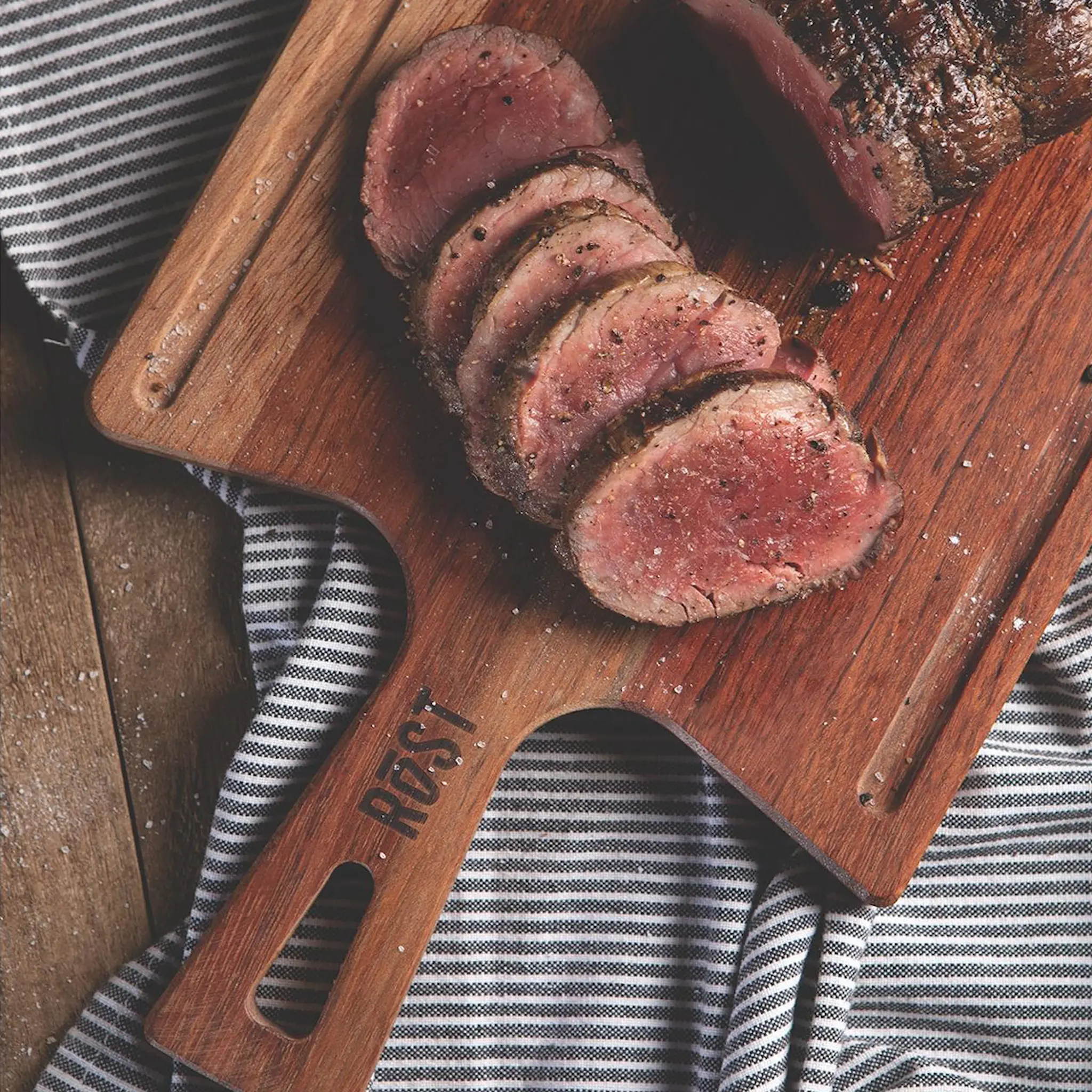 Tramontina Wooden board skjære- og serveringsfjøl 40x21 cm brun