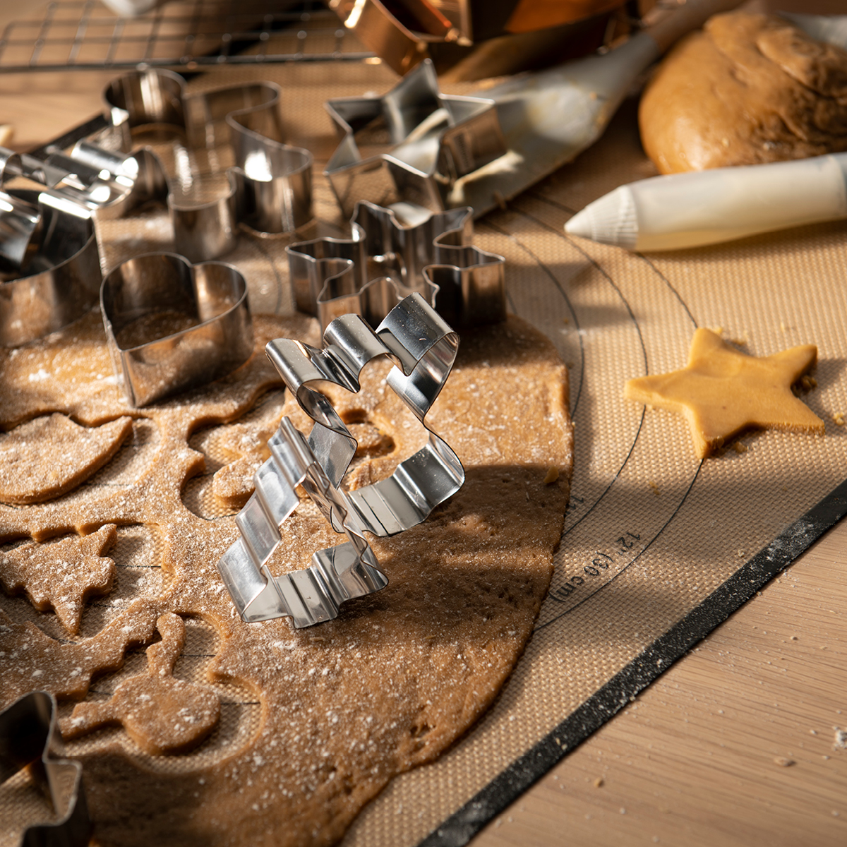 Modern House bAYk Piparkakkumuotti Enkeli Hopea