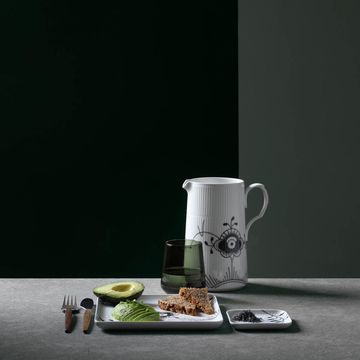 Royal Copenhagen Black Fluted Mega kanne 1,5L