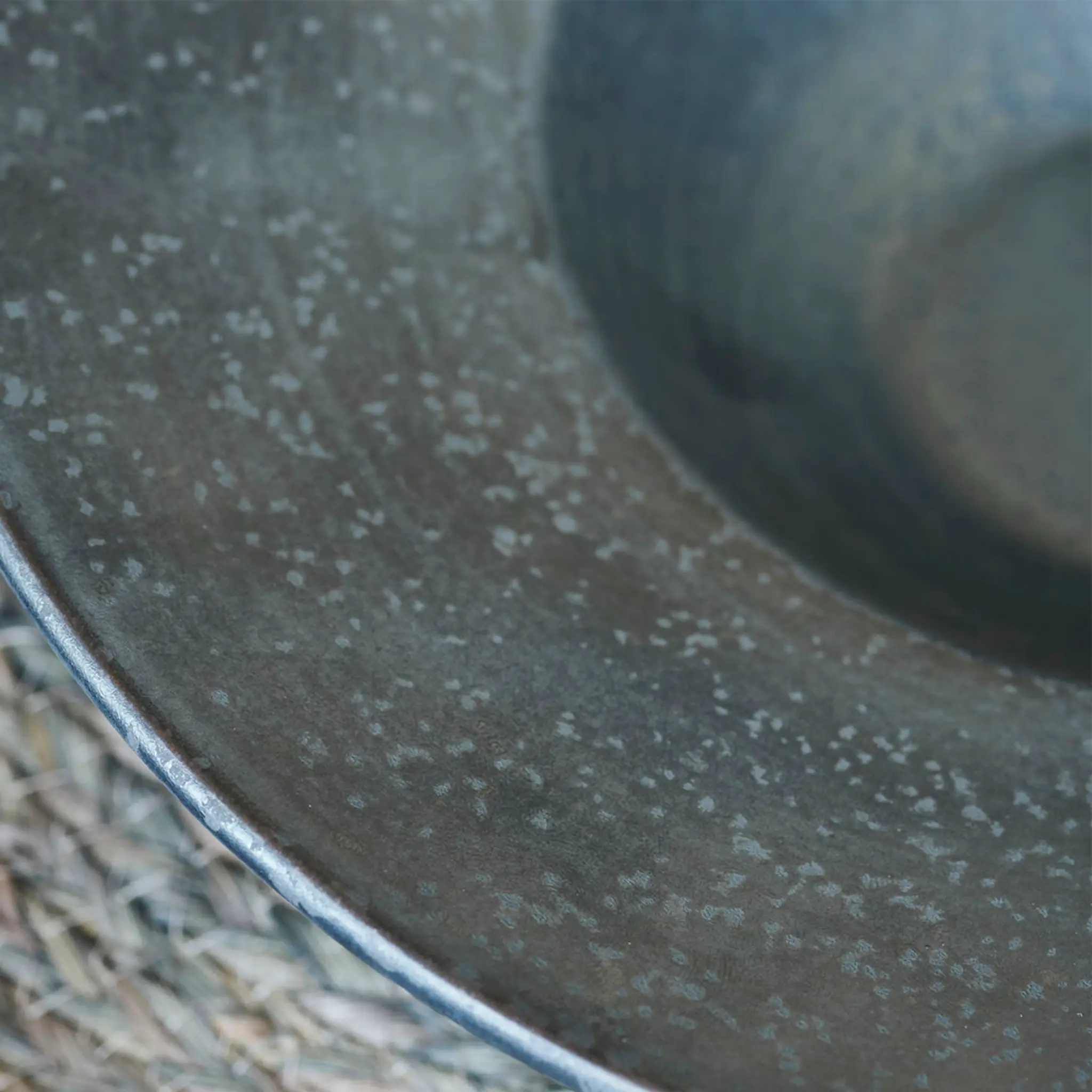 House Doctor Pion Pastalautanen 25 cm Musta/Ruskea