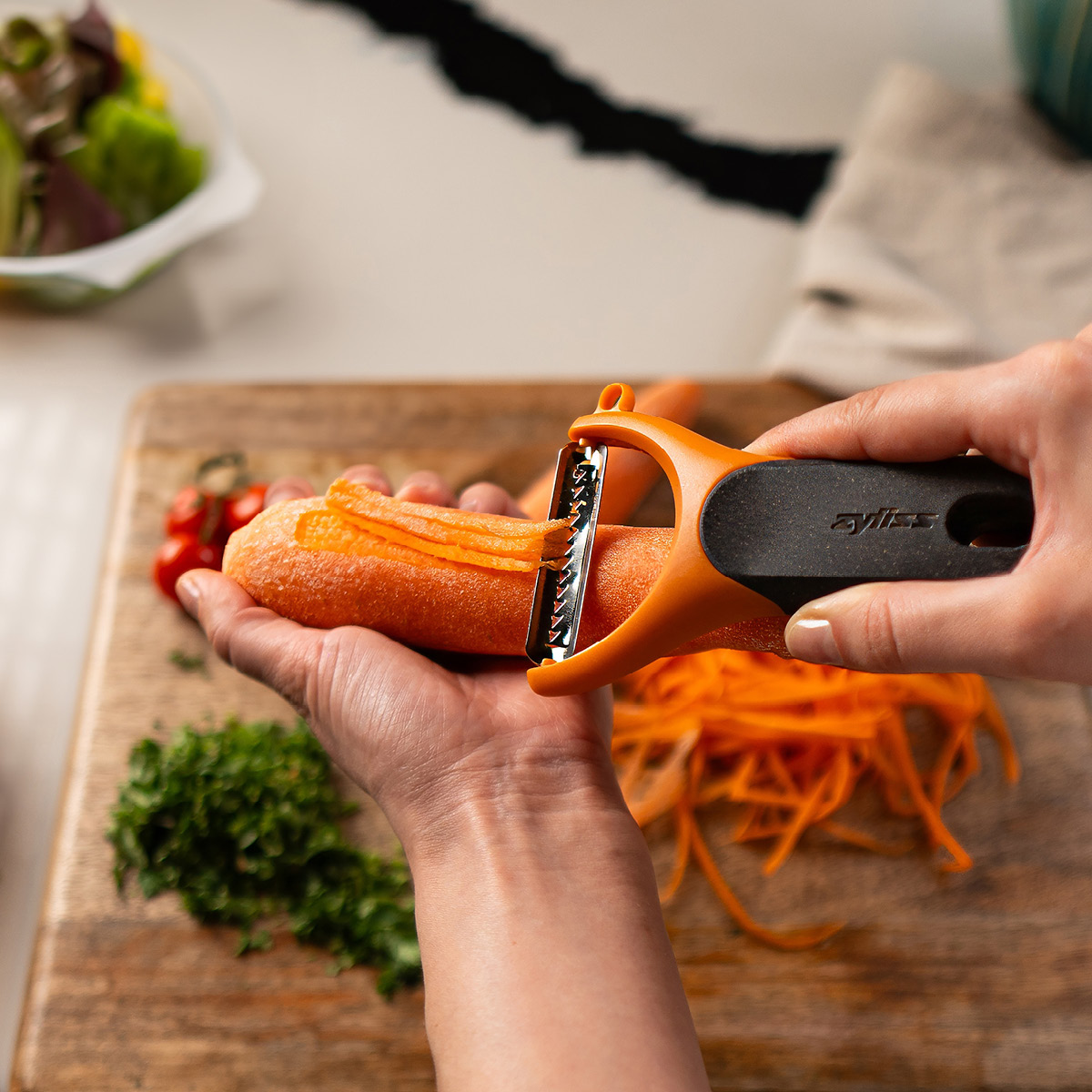 Zyliss Peelers julienneskalare grå