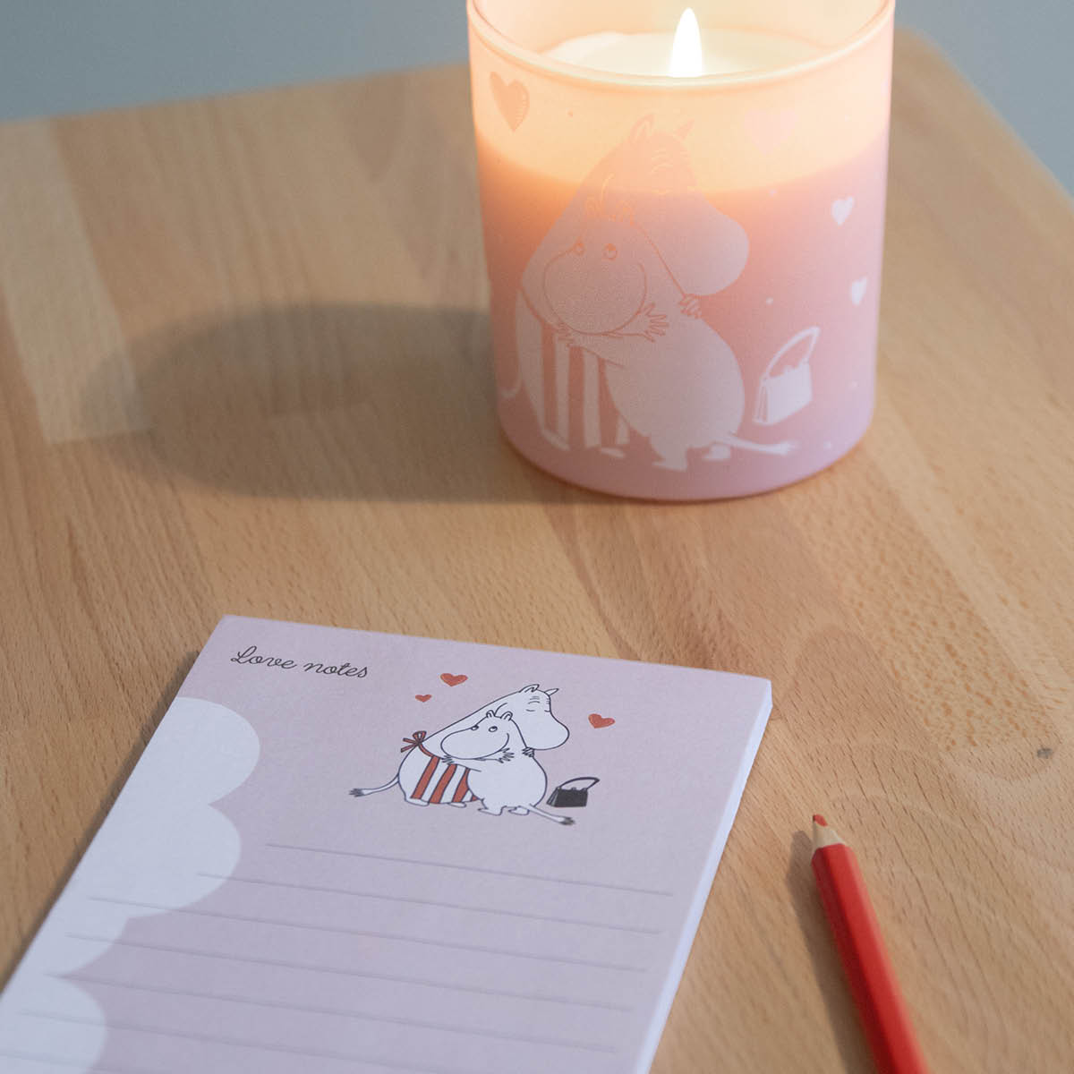 Pluto Anteckningsblock magnet 20x10 cm Moomin love