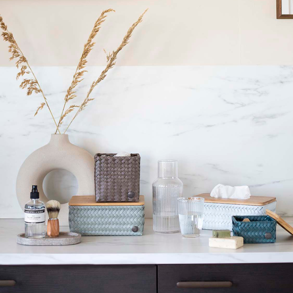 Handed By Top Fit Medium høy oppbevaringskurv m/lokk 24x18x11 cm eucalyptus