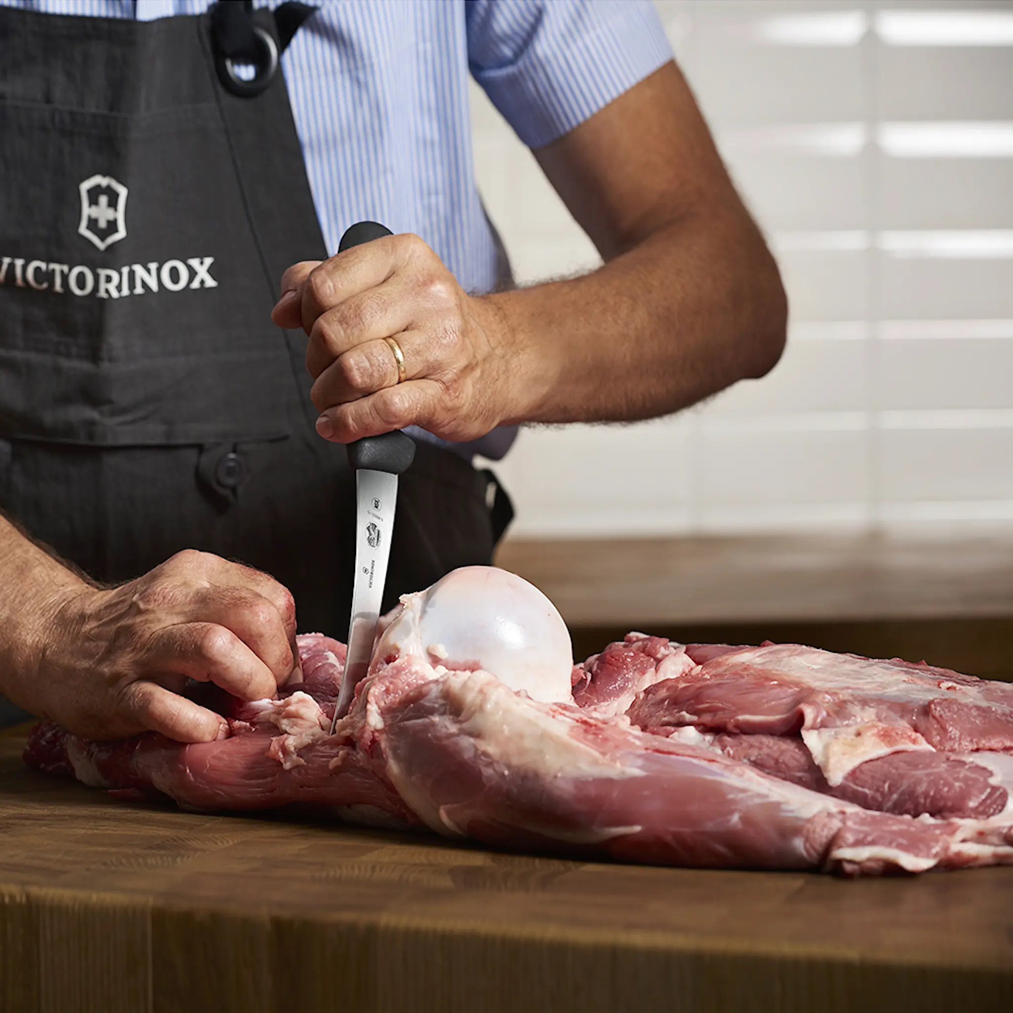 Victorinox Fibrox Lihaveitsi Gokujo 15 cm