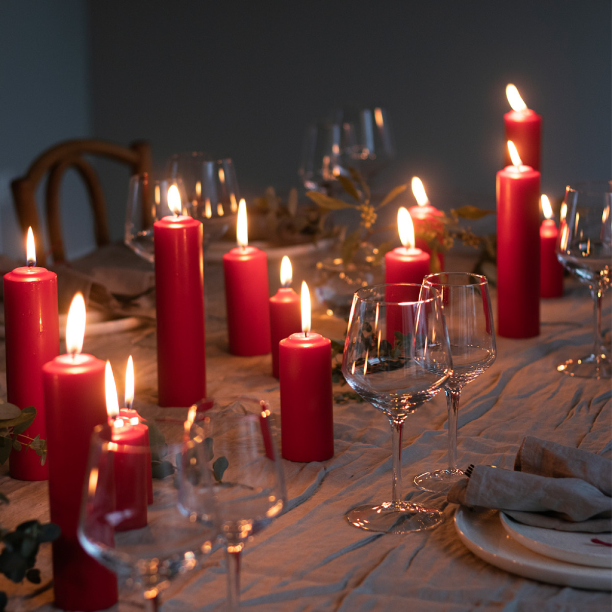 Liljeholmens Gilleljus Pöytäkynttilä 12 cm Punainen