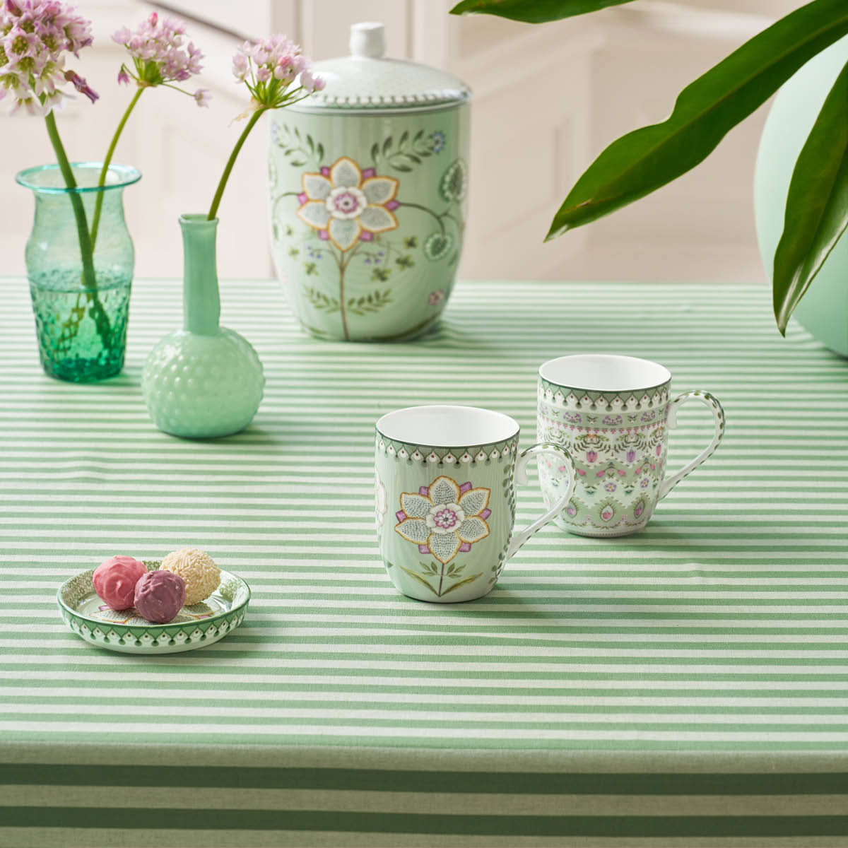 Pip Studio Lilly & Lotus liten mugg 20 cl 2-pack ljusgrön