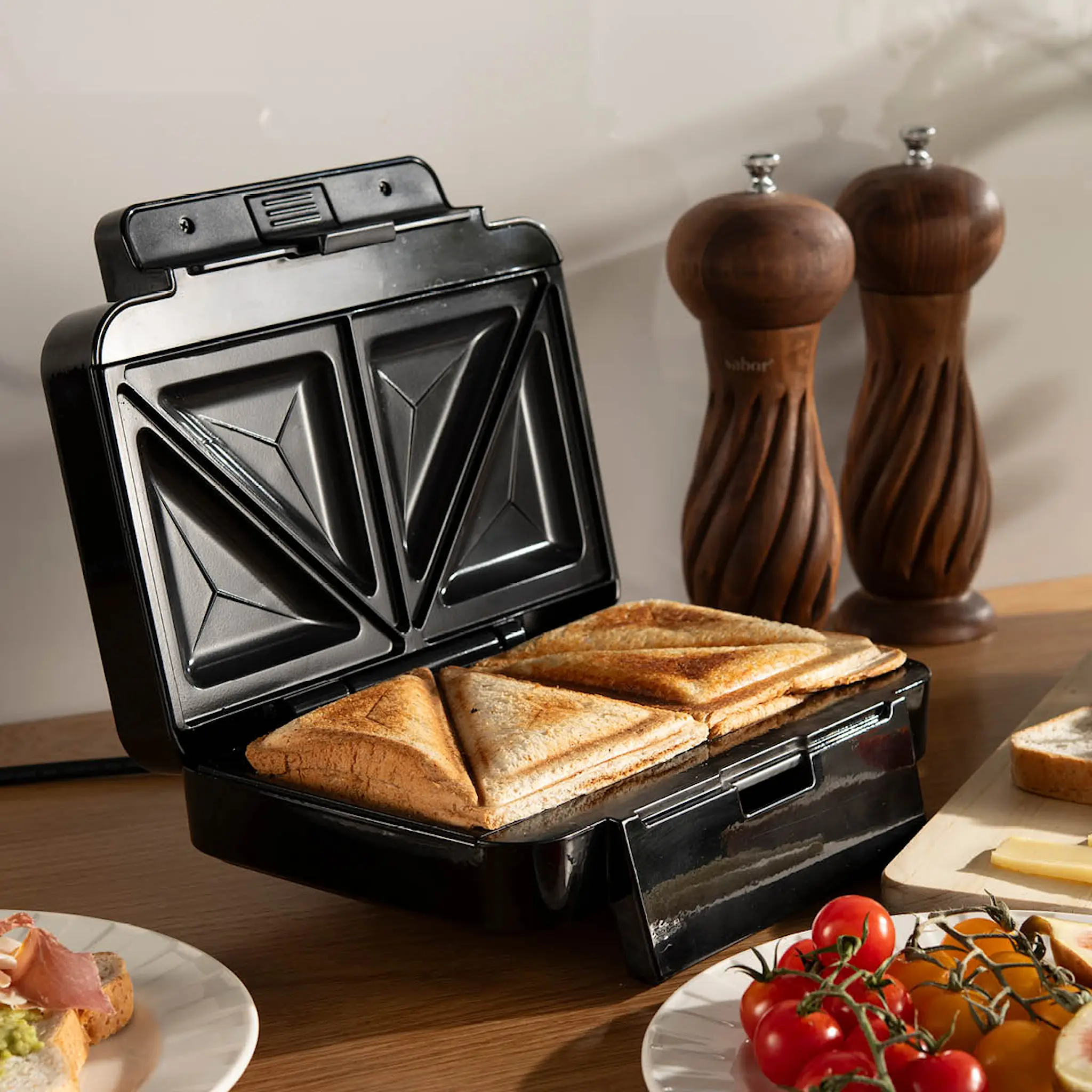 Sabor Elevation toastjern 24x19 cm svart