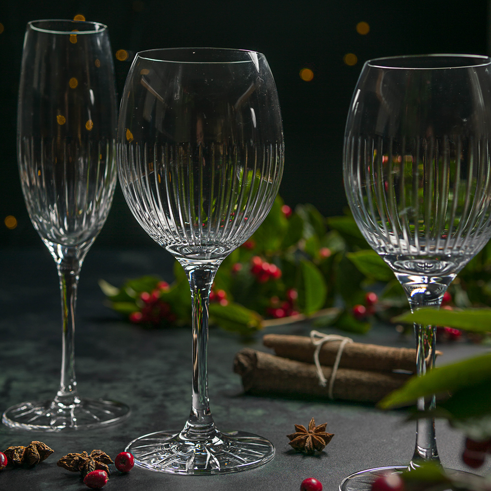 Magnor Alba Fine Line Valkoviinilasi 32 cl Kirkas