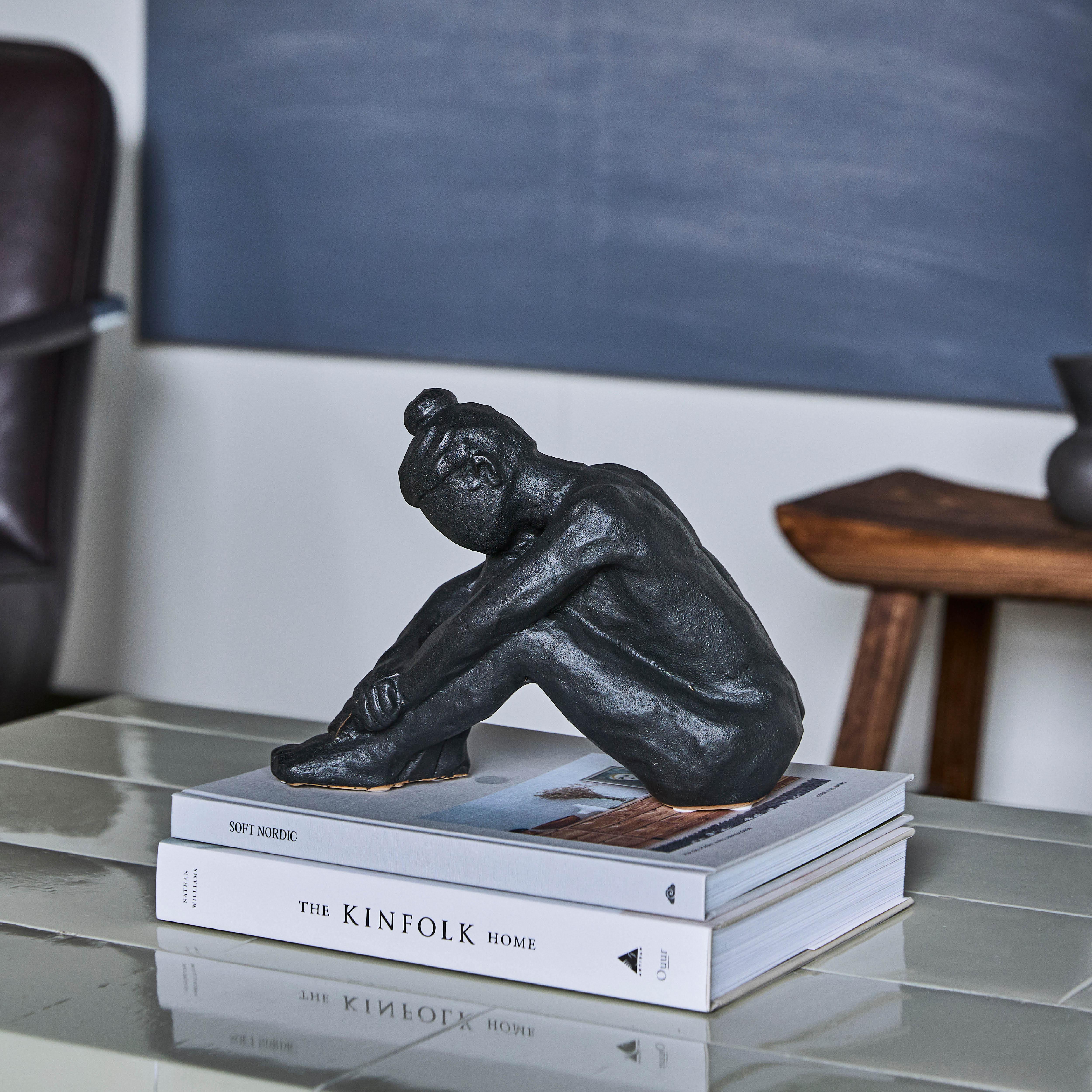 House Doctor Forms skulptur 19 cm svart